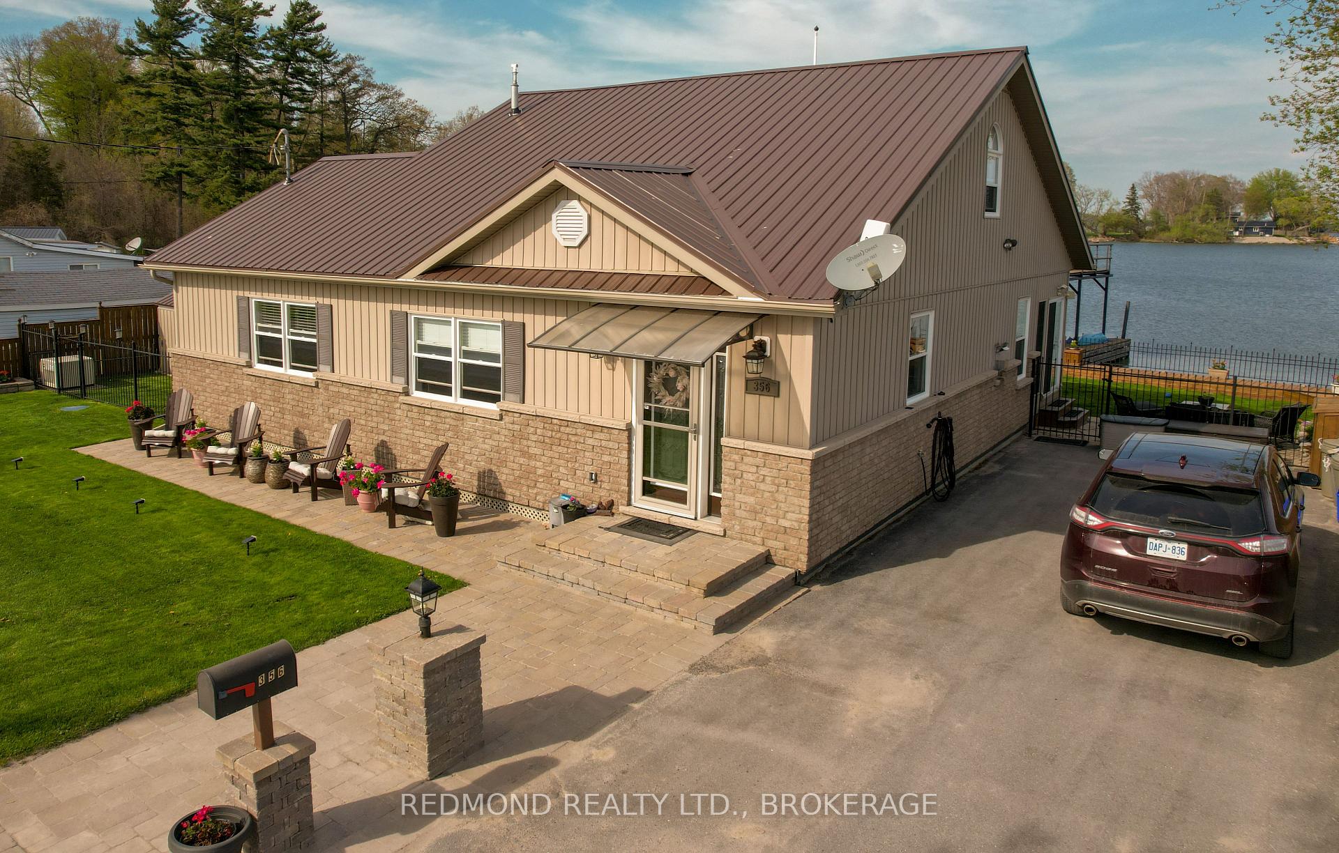 Photo 3 of 356 Howe Island Ferry Road, Gananoque — HOMEH