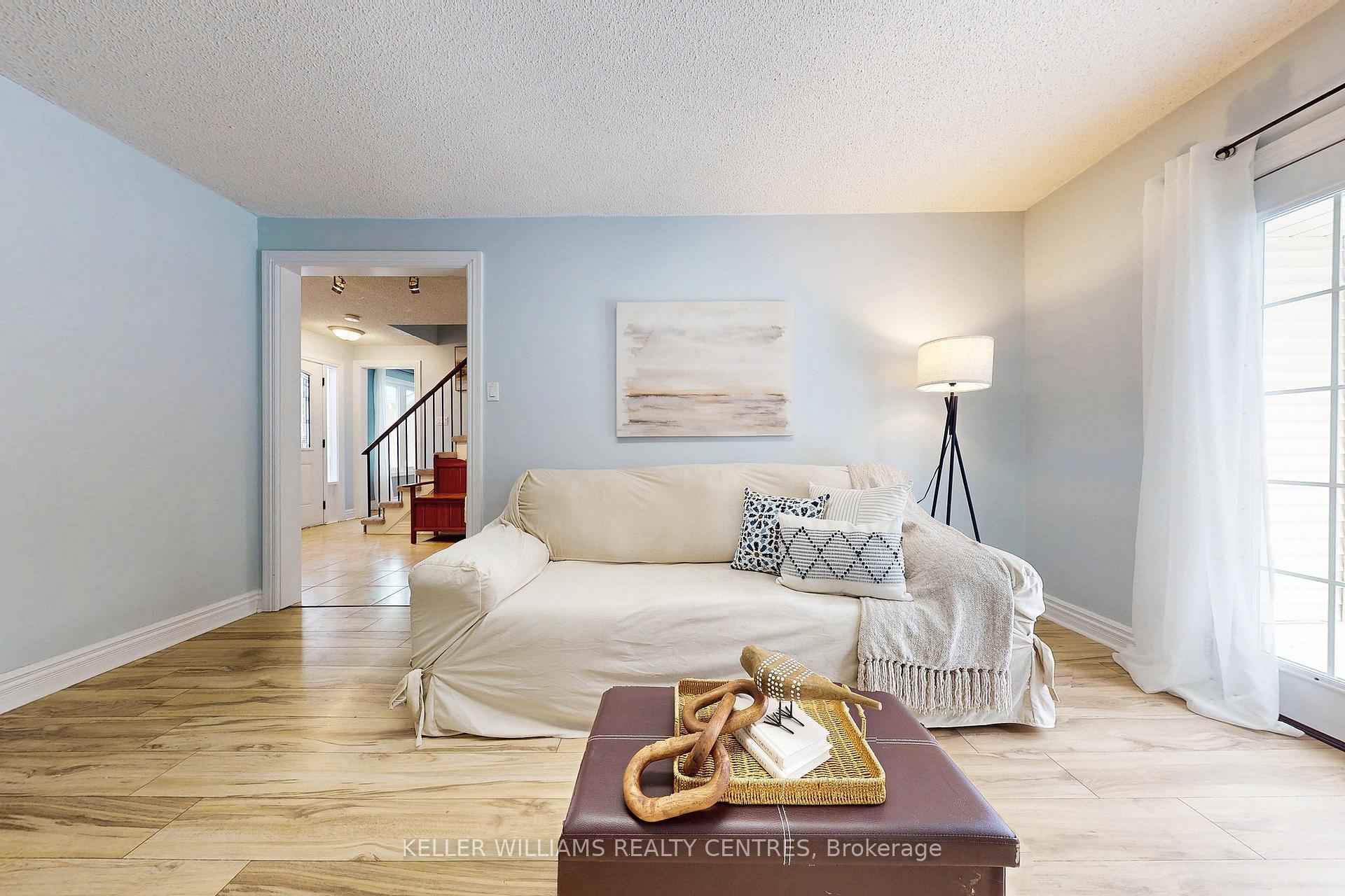 Photo 6 of 345 Hickling Trail, Barrie, Grove East — HOMEH