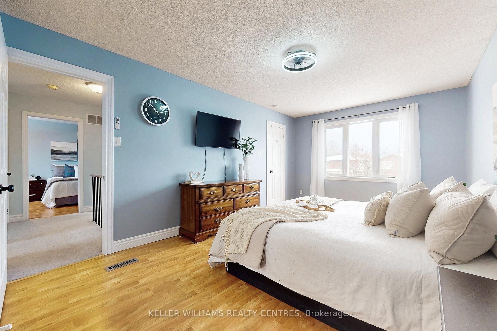 Photo 17 of 345 Hickling Trail, Barrie, Grove East — HOMEH