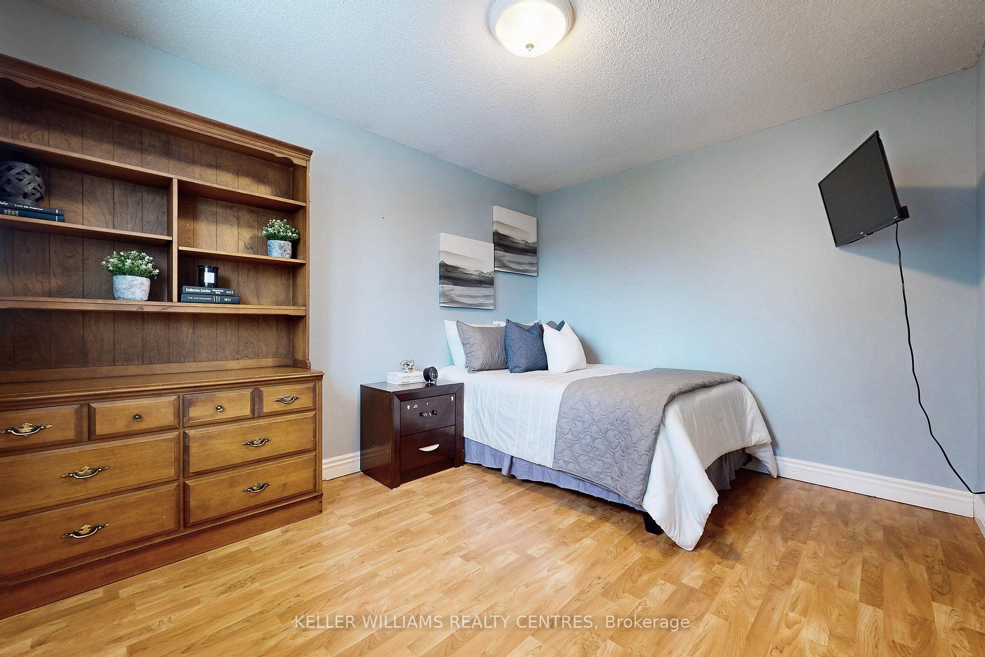 Photo 26 of 345 Hickling Trail, Barrie, Grove East — HOMEH