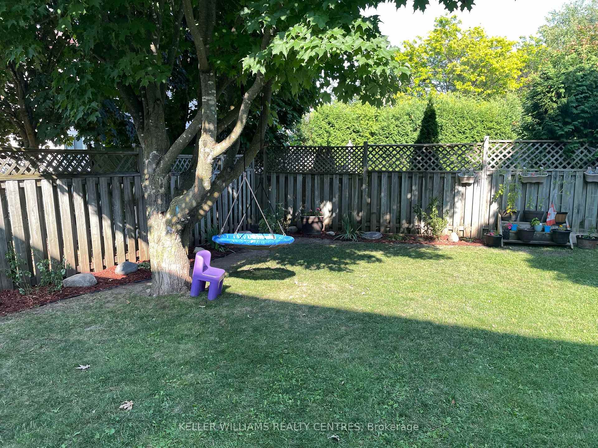 Photo 40 of 345 Hickling Trail, Barrie, Grove East — HOMEH