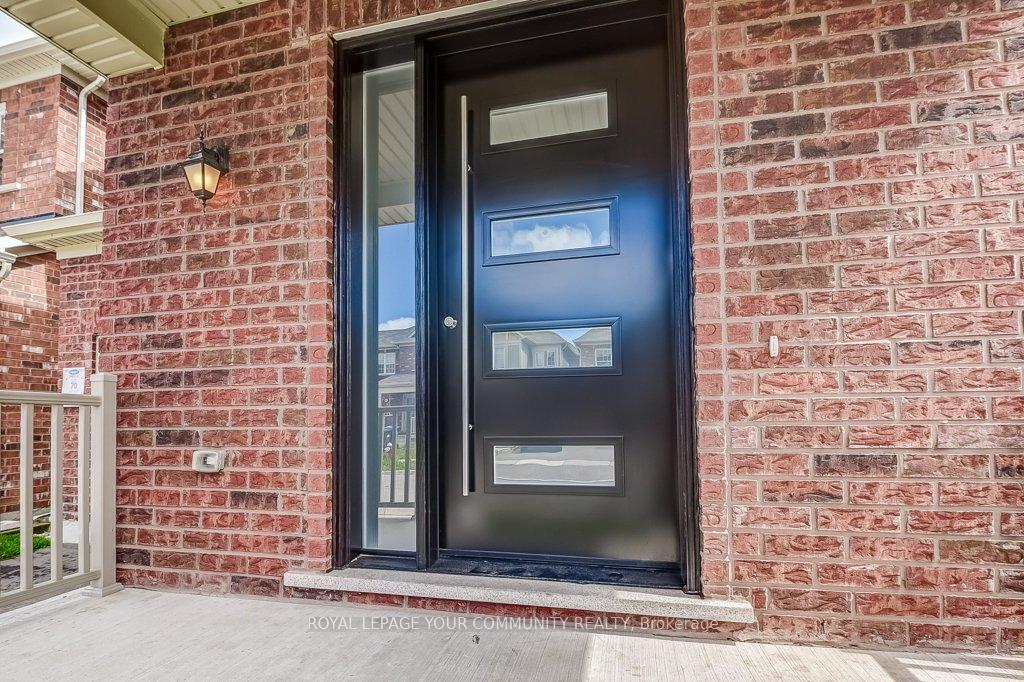 Photo 2 of 31 Averill Road, Brampton, Northwest Brampton — HOMEH