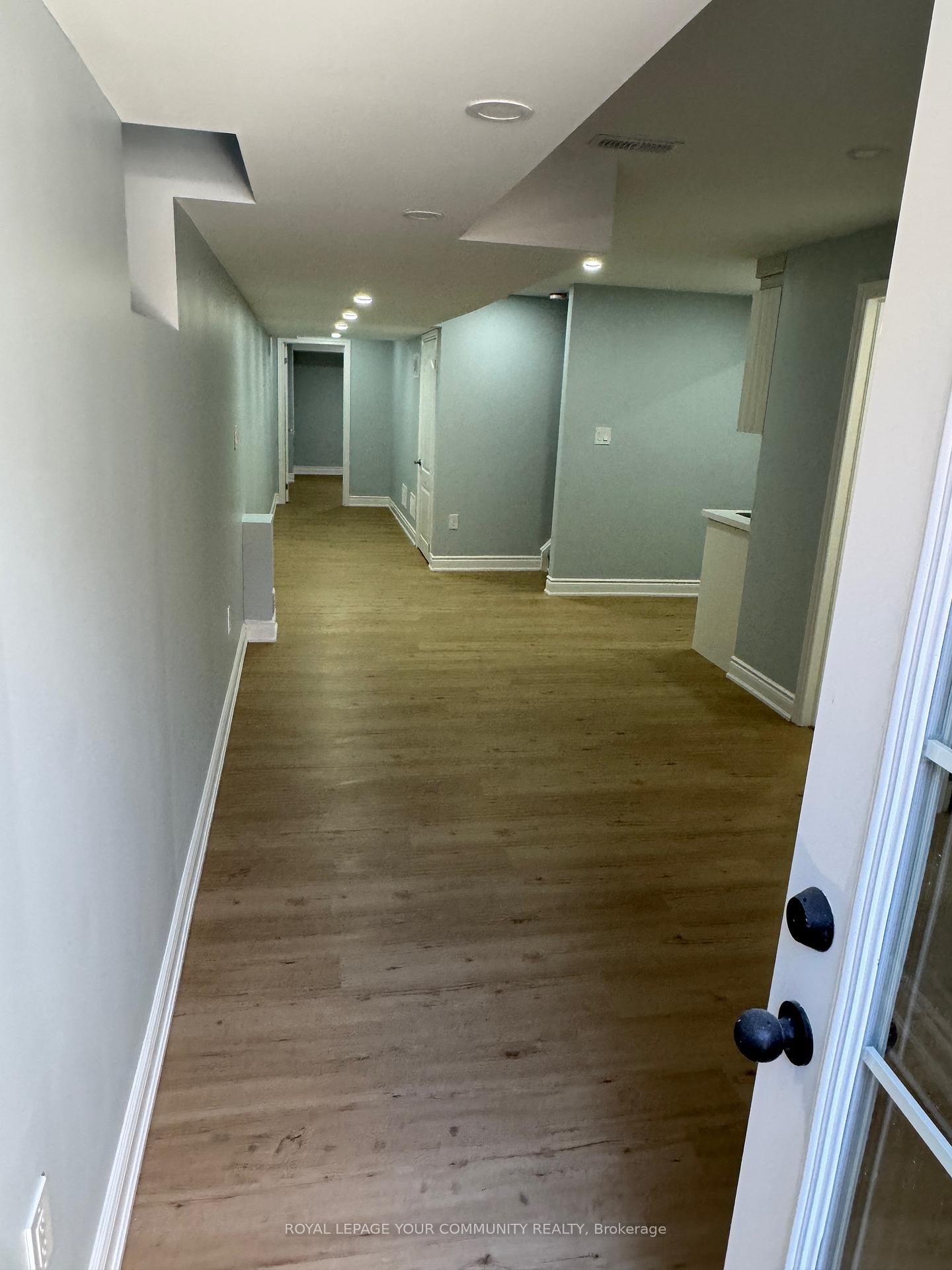 Photo 24 of 31 Averill Road, Brampton, Northwest Brampton — HOMEH