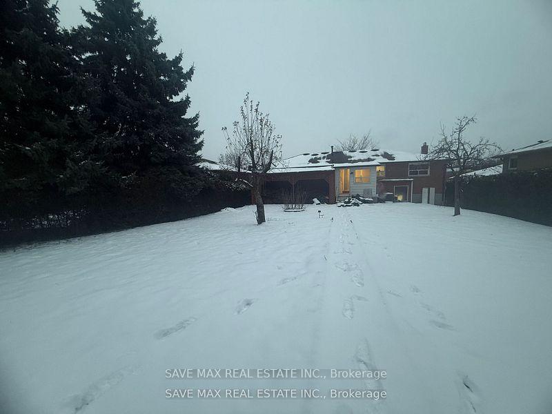 Photo 11 of 15 Meadowland Gate, Brampton, Bram East — HOMEH