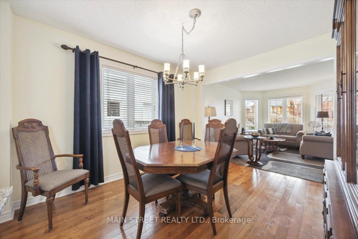 Photo 9 of 9 Silverstone Crescent, Georgina, Keswick South — HOMEH