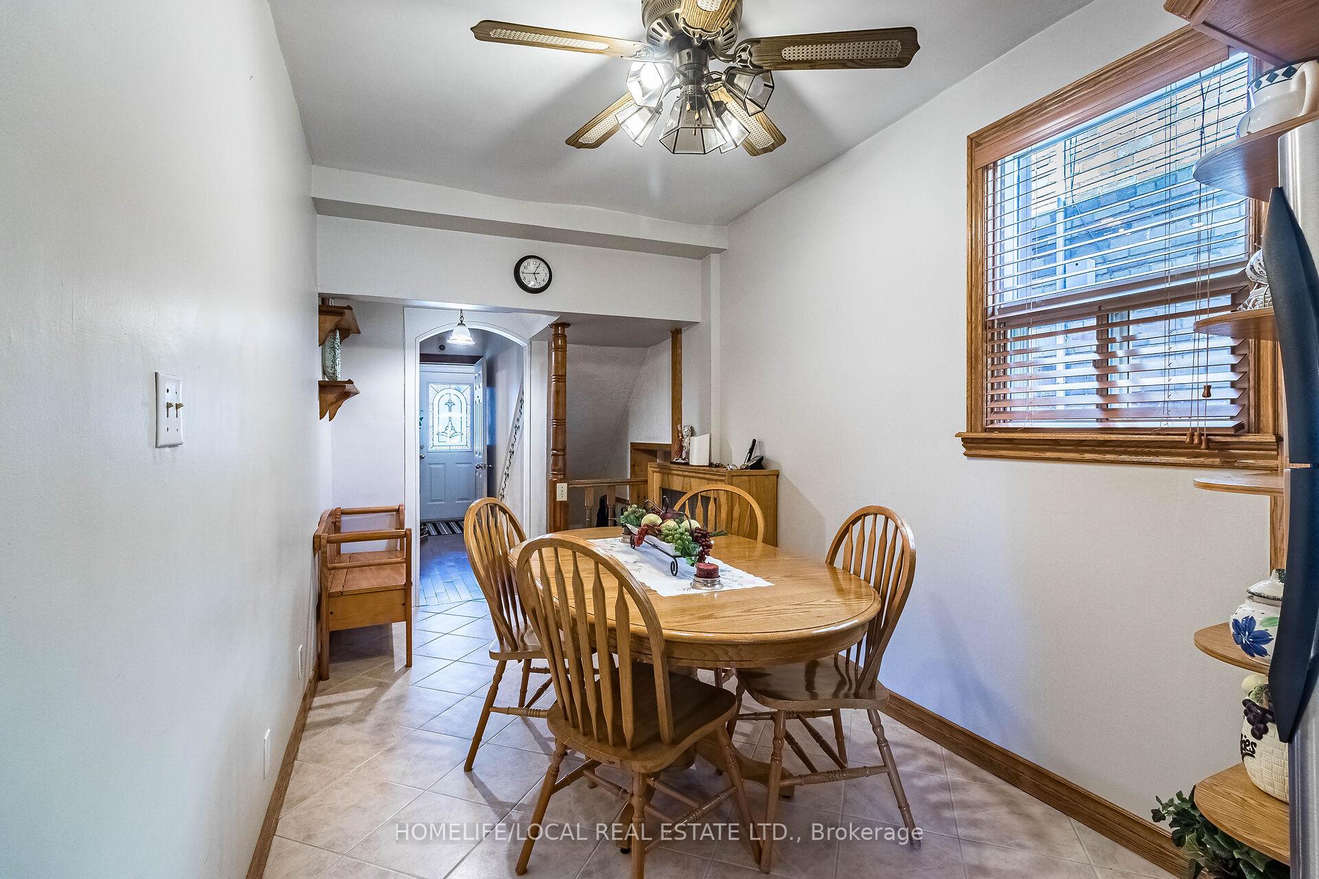 Photo 14 of 41 Rusholme Drive, Toronto, Little Portugal — HOMEH