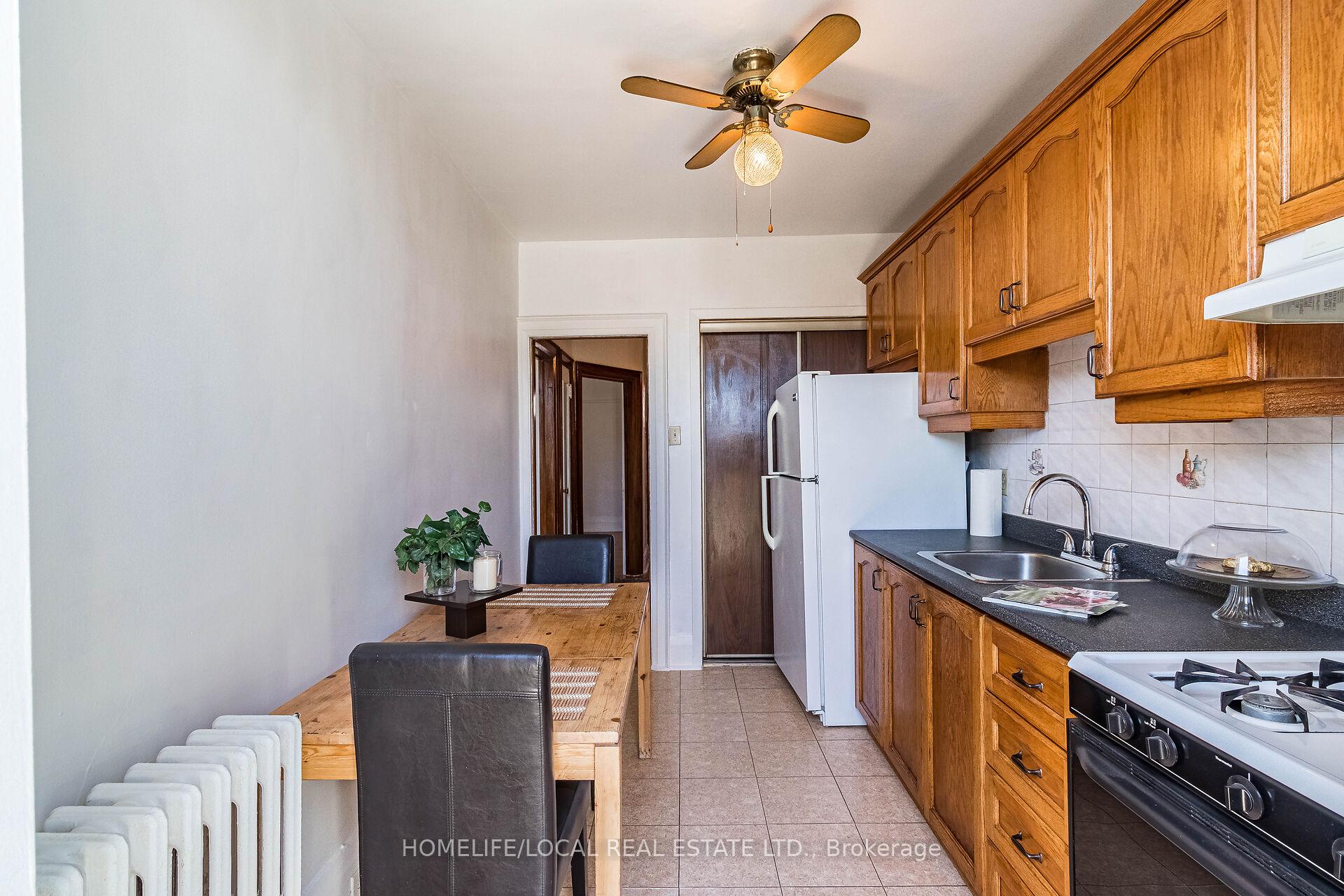 Photo 29 of 41 Rusholme Drive, Toronto, Little Portugal — HOMEH