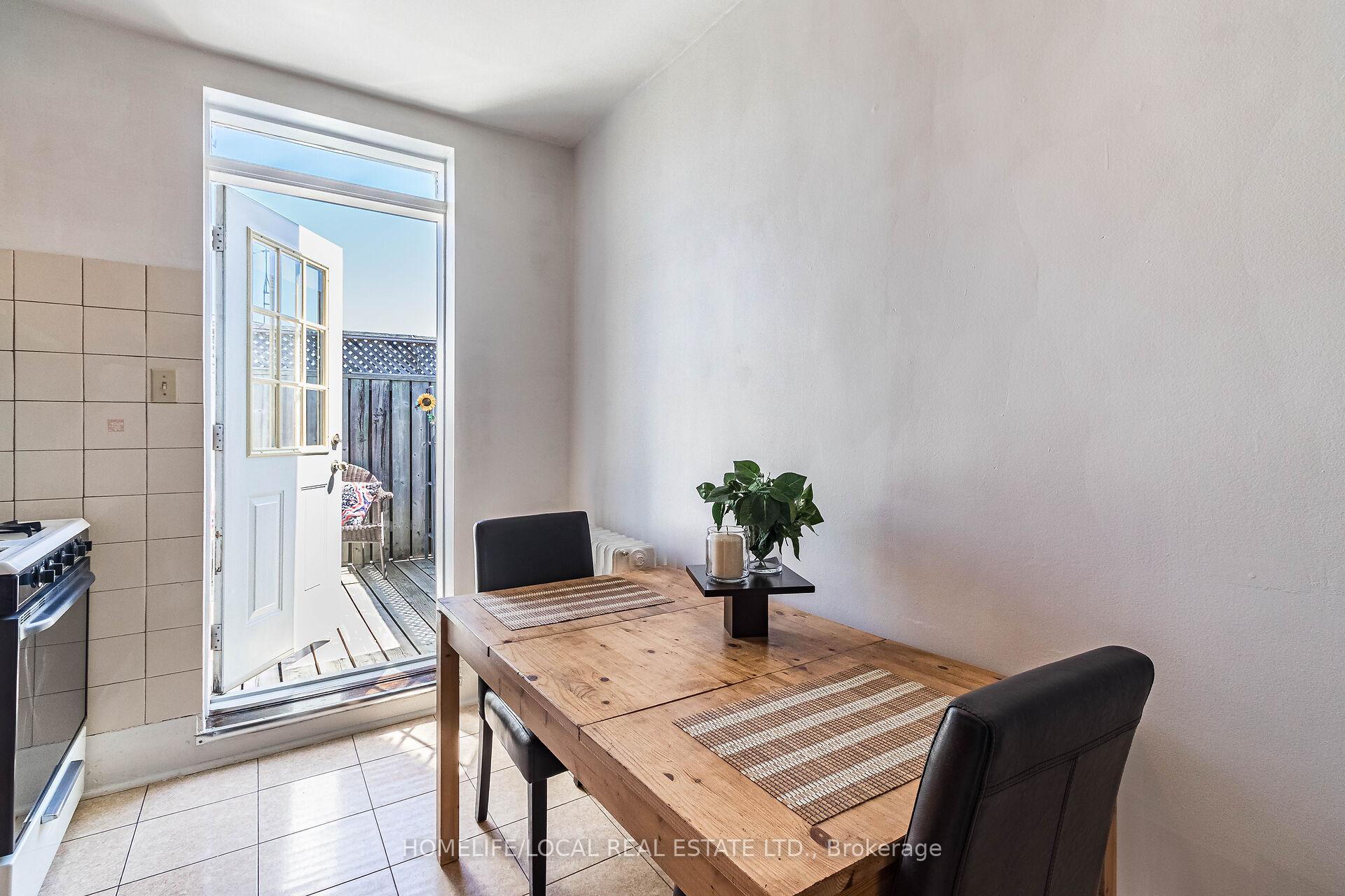 Photo 20 of 41 Rusholme Drive, Toronto, Little Portugal — HOMEH
