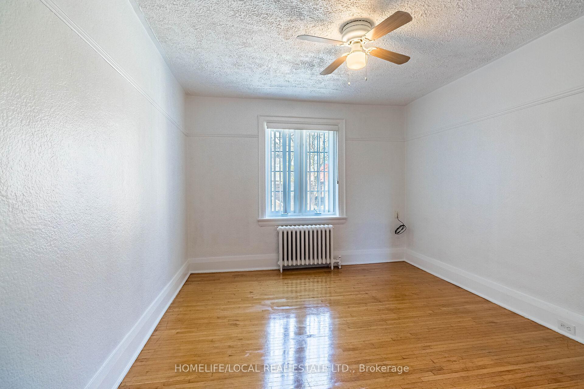 Photo 32 of 41 Rusholme Drive, Toronto, Little Portugal — HOMEH