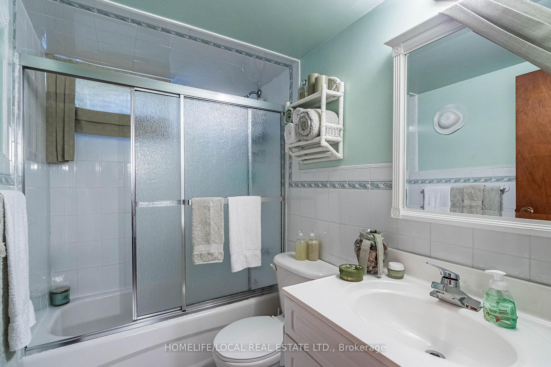 Photo 42 of 41 Rusholme Drive, Toronto, Little Portugal — HOMEH