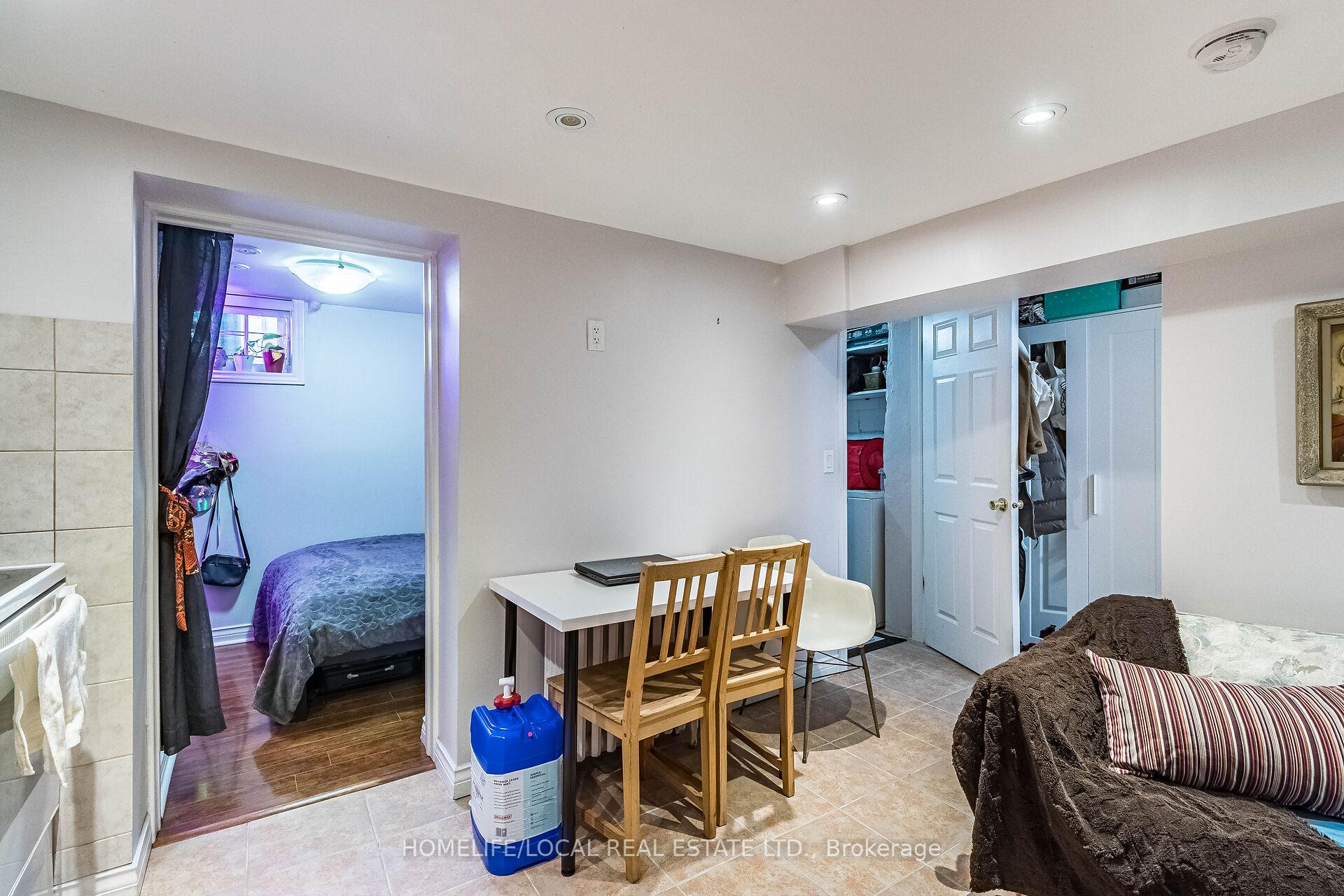 Photo 40 of 41 Rusholme Drive, Toronto, Little Portugal — HOMEH