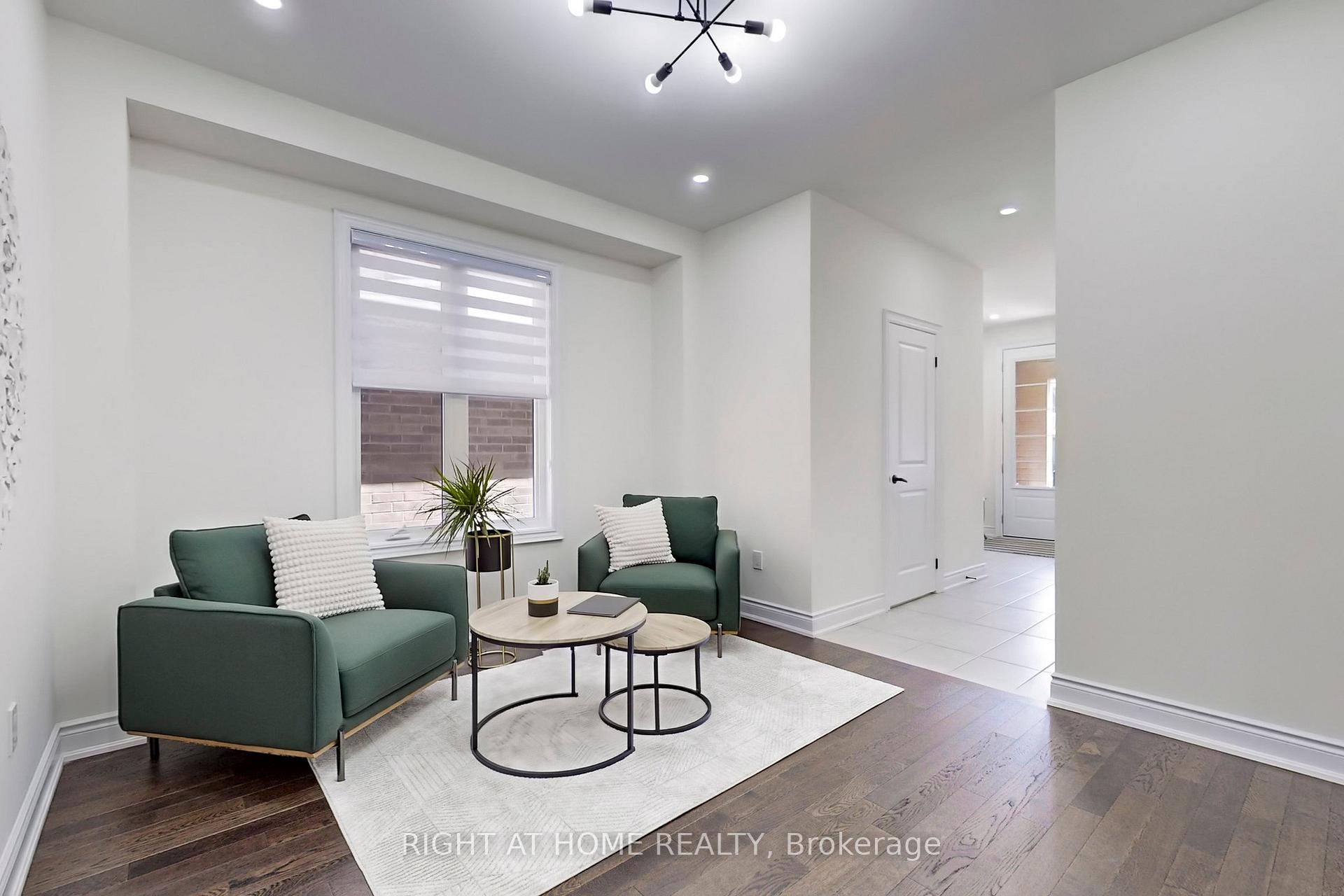 Photo 6 of 1348 Blackmore Street, Innisfil, Alcona — HOMEH