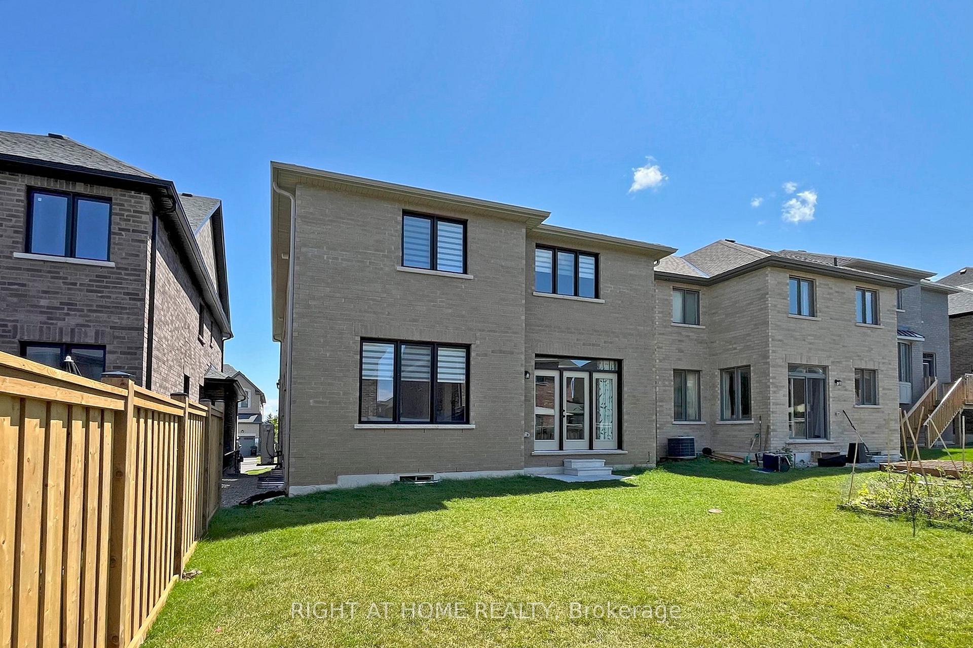 Photo 39 of 1348 Blackmore Street, Innisfil, Alcona — HOMEH