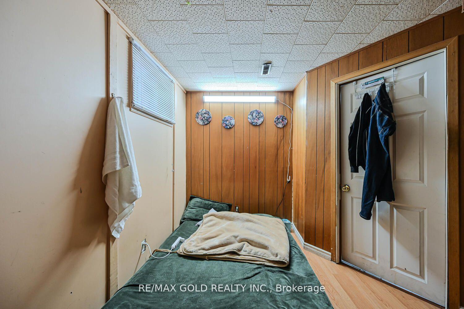 Photo 33 of 29 Doncaster Drive, Brampton, Southgate — HOMEH