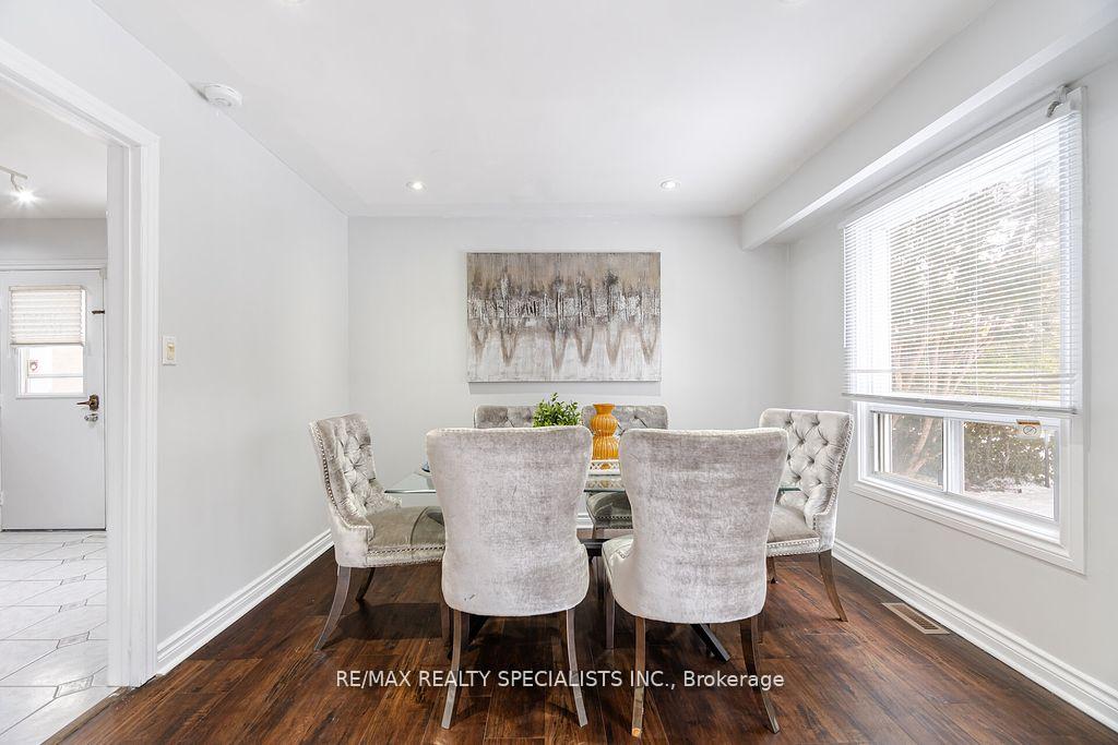 Photo 12 of 106 Elderwood Place, Brampton, Brampton North — HOMEH