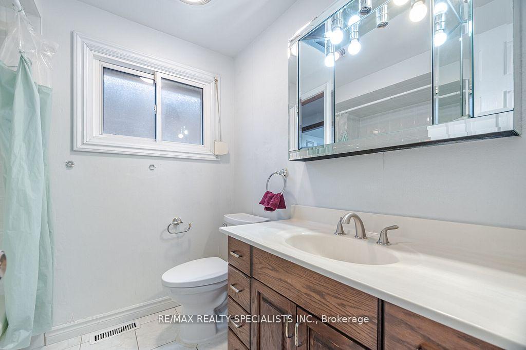 Photo 20 of 106 Elderwood Place, Brampton, Brampton North — HOMEH