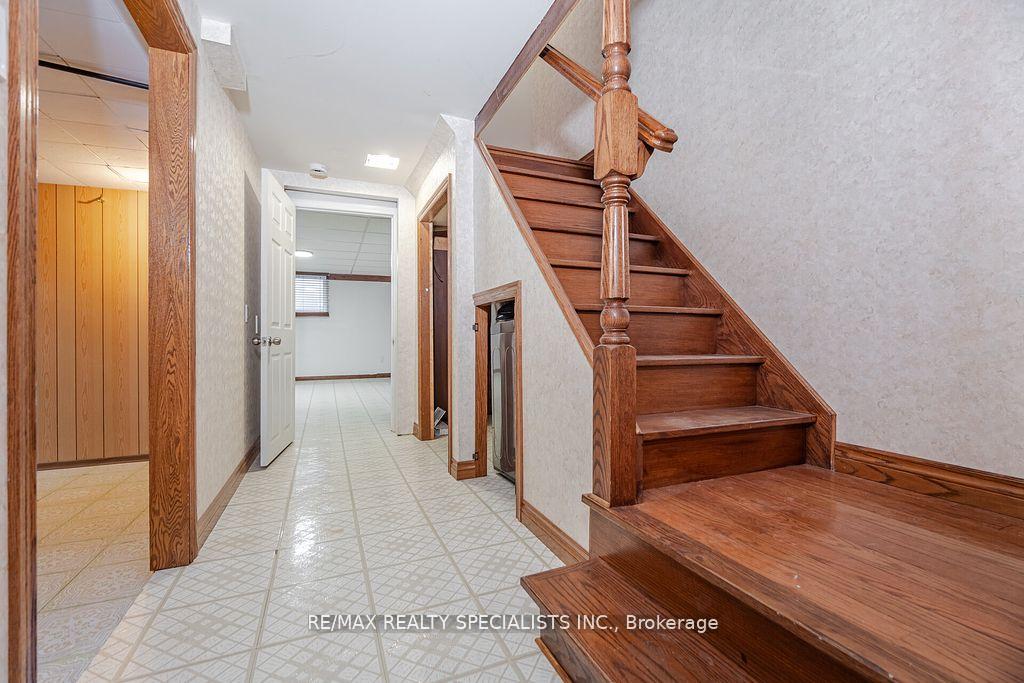 Photo 21 of 106 Elderwood Place, Brampton, Brampton North — HOMEH