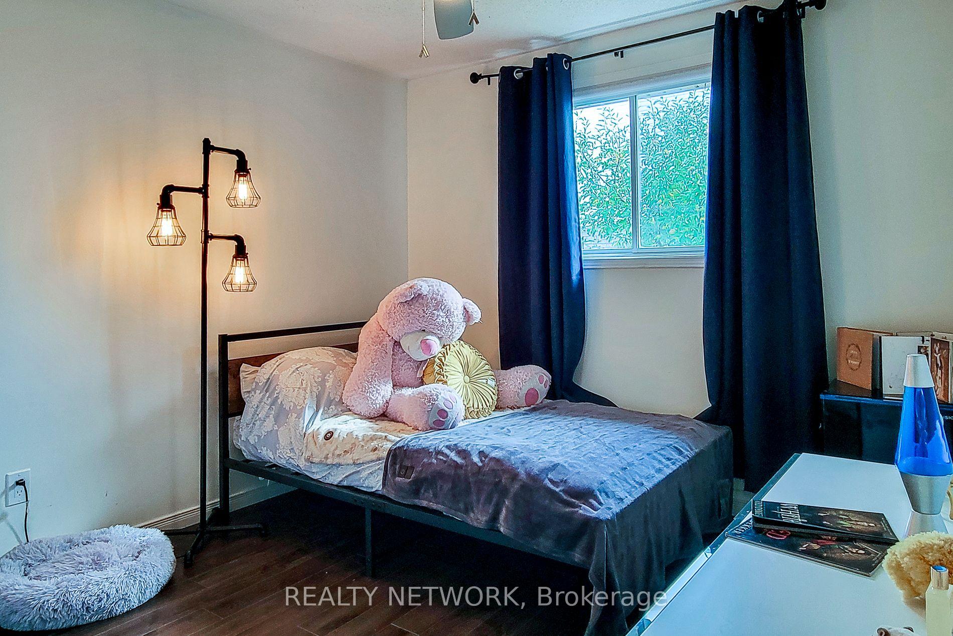 Photo 10 of 2 Silverton Drive, Hamilton, Templemead — HOMEH