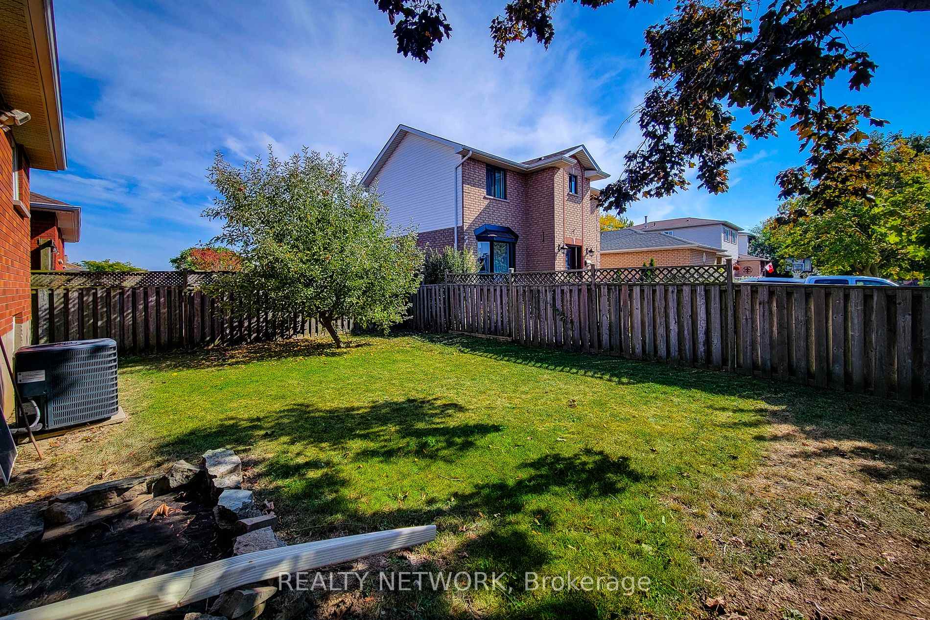 Photo 21 of 2 Silverton Drive, Hamilton, Templemead — HOMEH