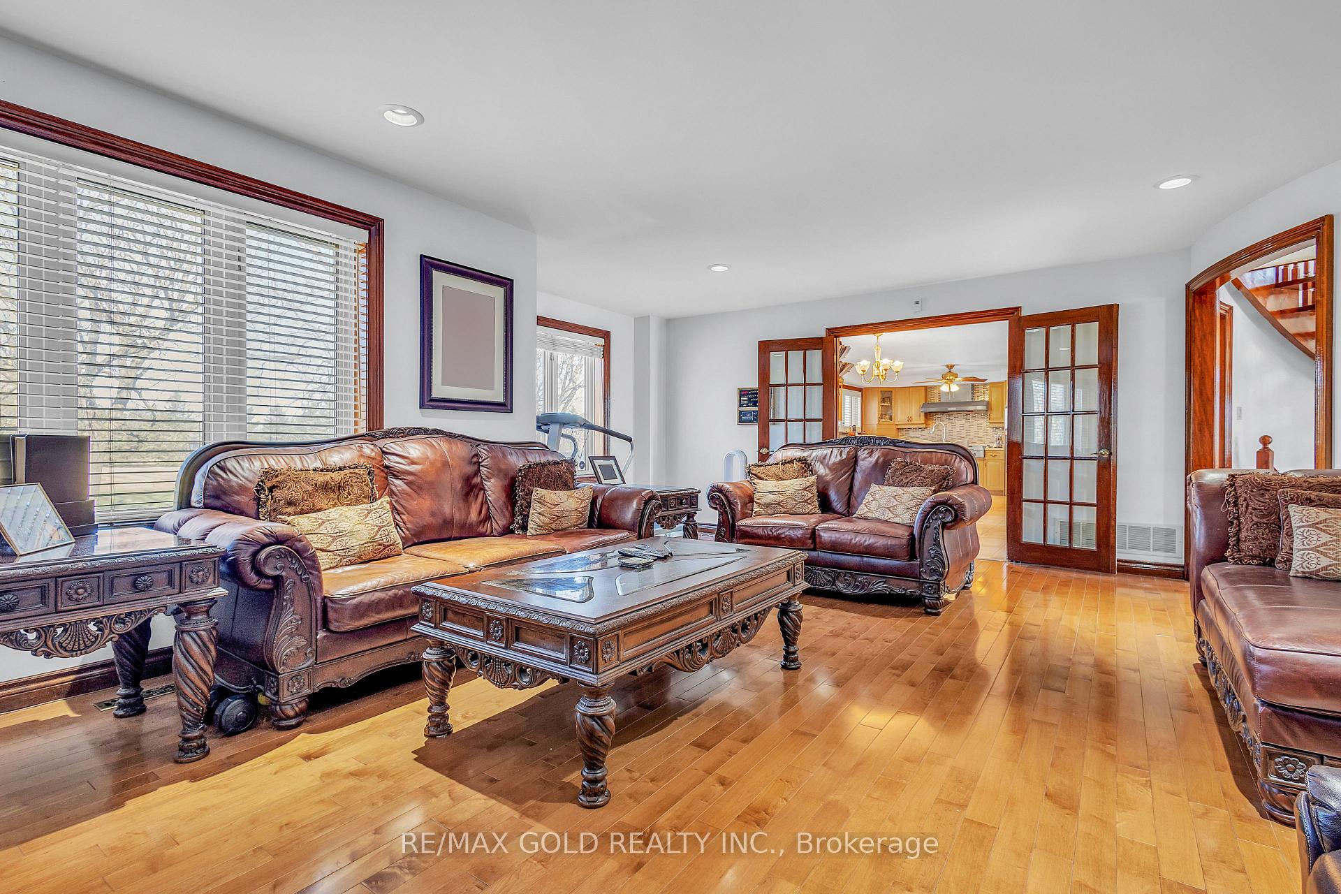 Photo 17 of 21 Leone Lane, Brampton, Bram East — HOMEH