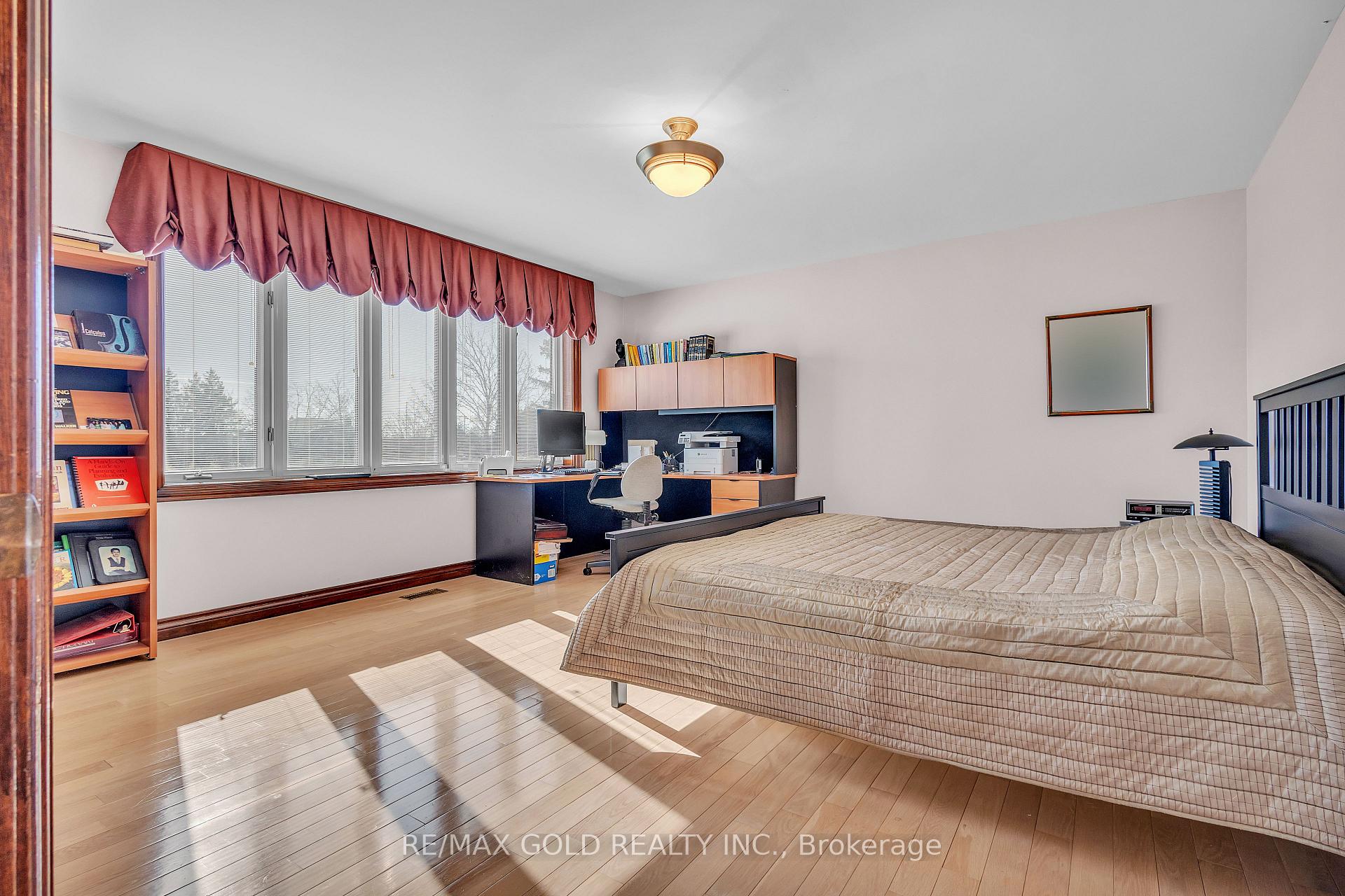 Photo 28 of 21 Leone Lane, Brampton, Bram East — HOMEH