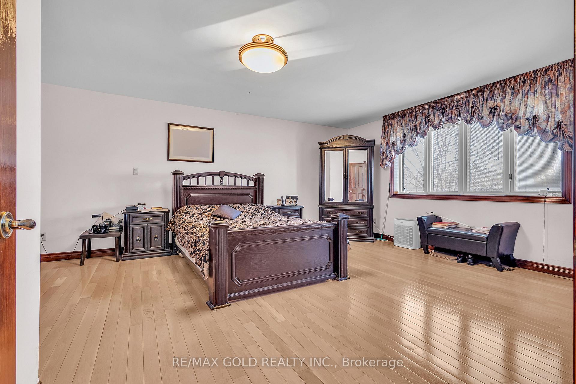 Photo 29 of 21 Leone Lane, Brampton, Bram East — HOMEH