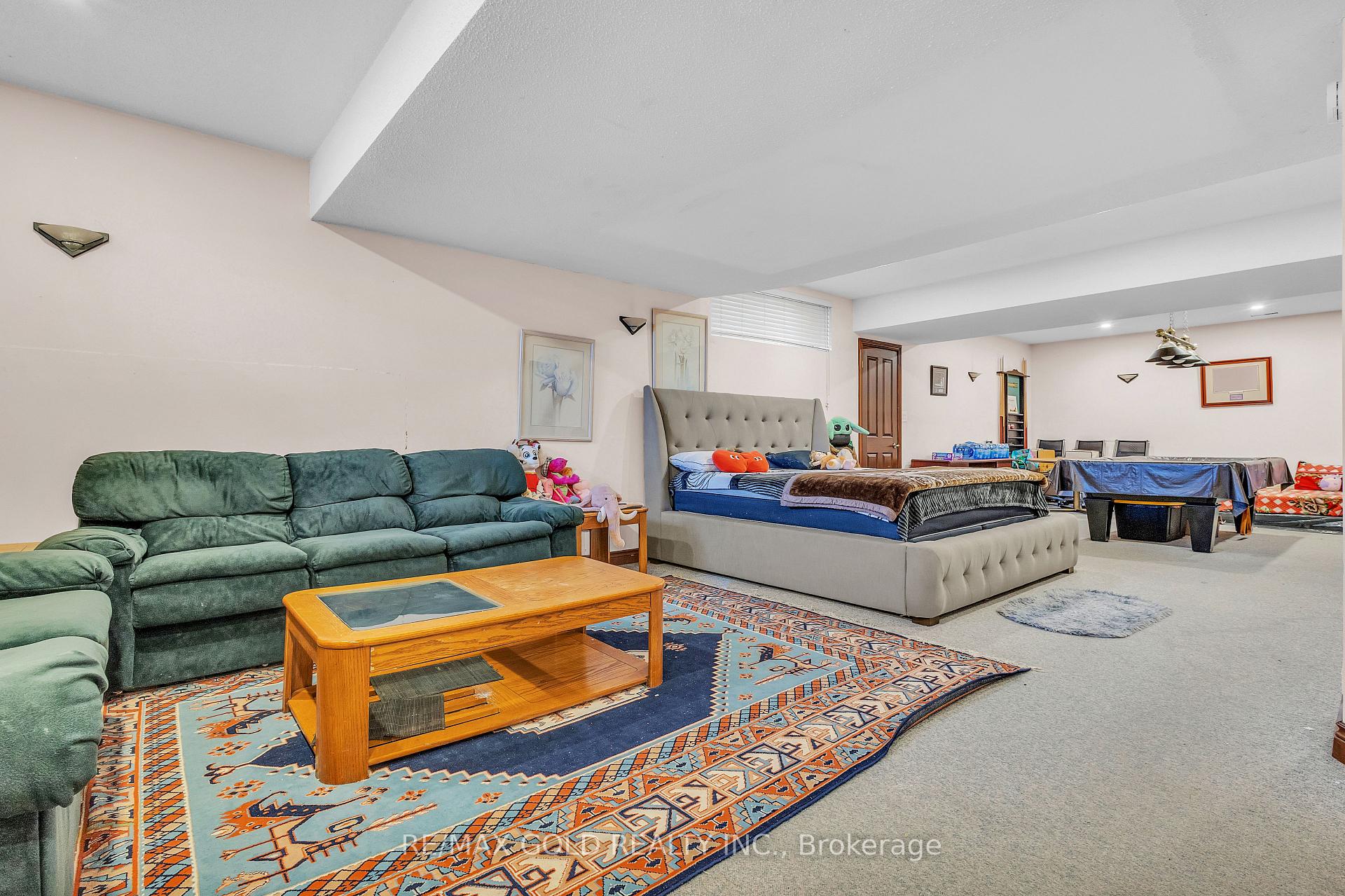 Photo 49 of 21 Leone Lane, Brampton, Bram East — HOMEH