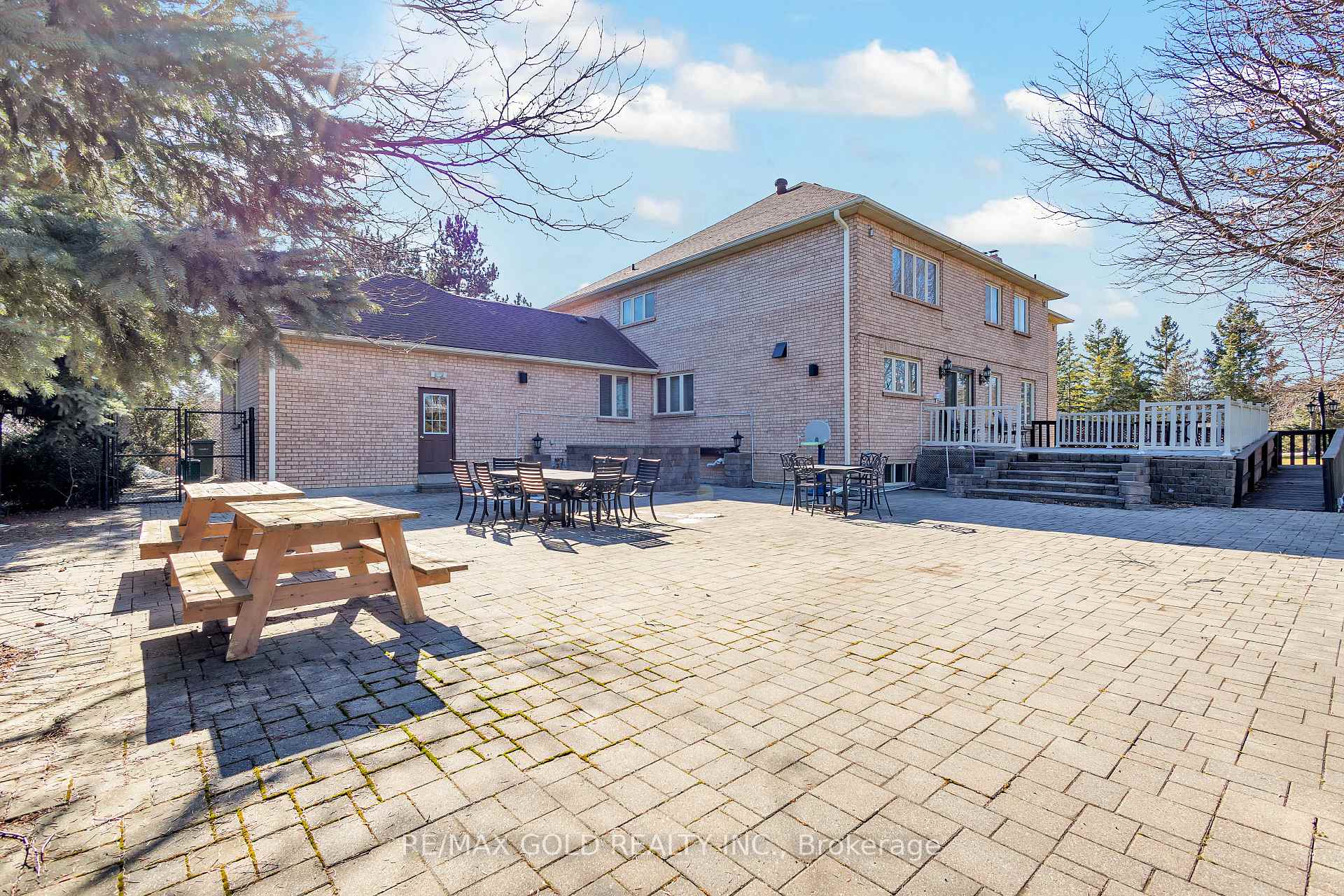 Photo 44 of 21 Leone Lane, Brampton, Bram East — HOMEH