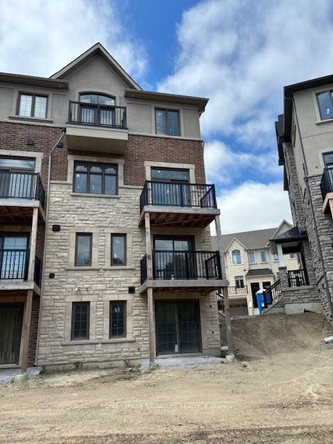 Photo 2 of 87 West Village Lane, Markham, Angus Glen — HOMEH