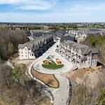 Photo 3 of 87 West Village Lane, Markham, Angus Glen — HOMEH