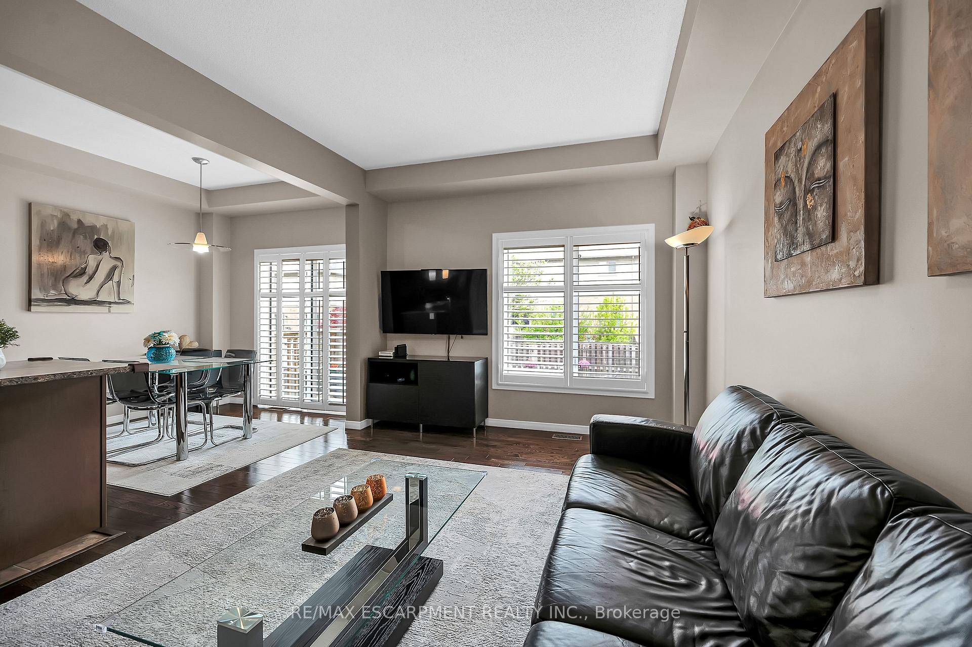 Photo 8 of 121 Bankfield Crescent, Hamilton, Stoney Creek — HOMEH