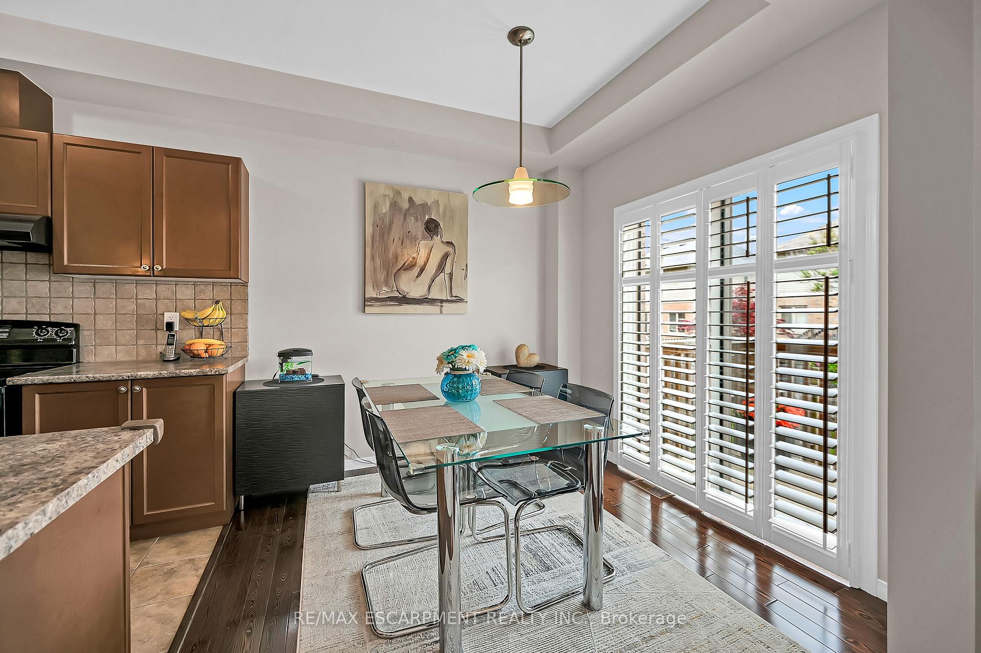 Photo 15 of 121 Bankfield Crescent, Hamilton, Stoney Creek — HOMEH
