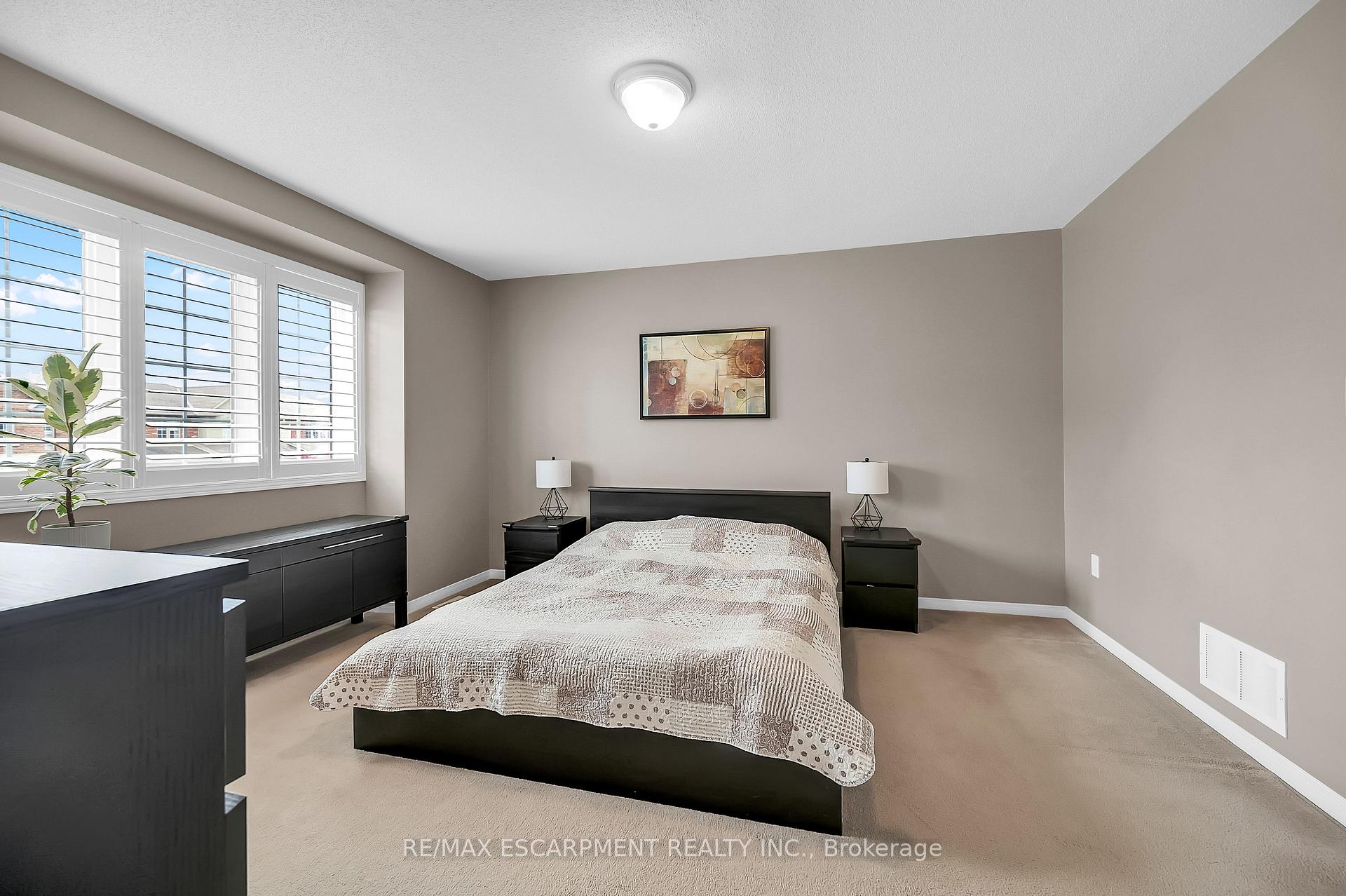 Photo 27 of 121 Bankfield Crescent, Hamilton, Stoney Creek — HOMEH