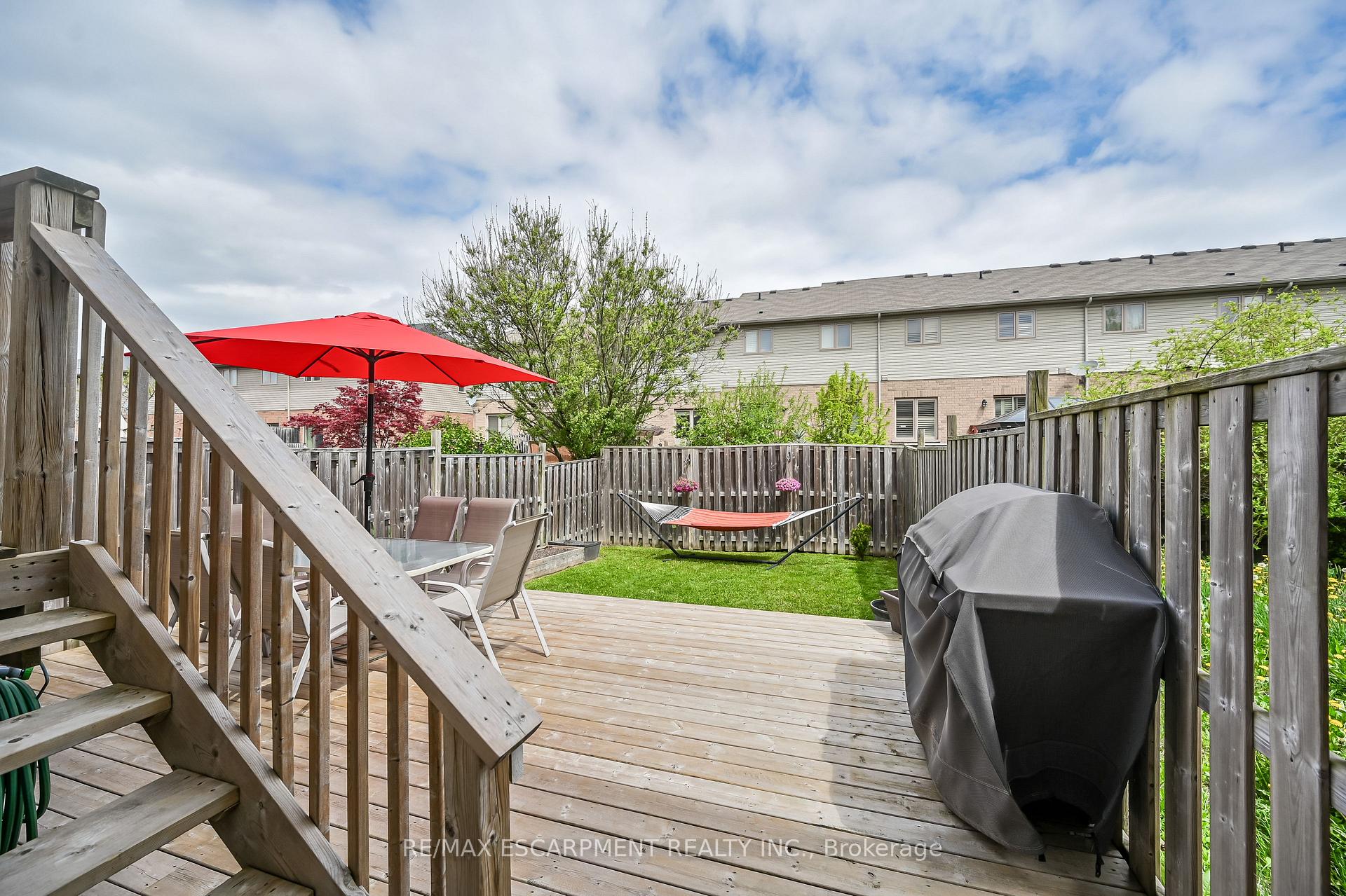 Photo 39 of 121 Bankfield Crescent, Hamilton, Stoney Creek — HOMEH