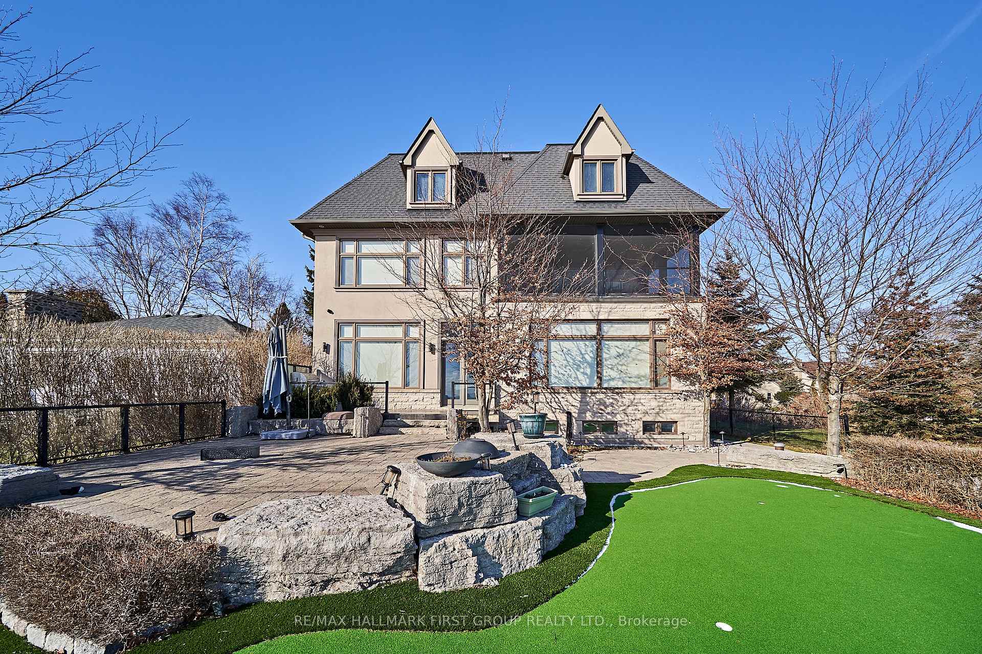 Photo 4 of 14 Ontoro Boulevard, Ajax, South East — HOMEH
