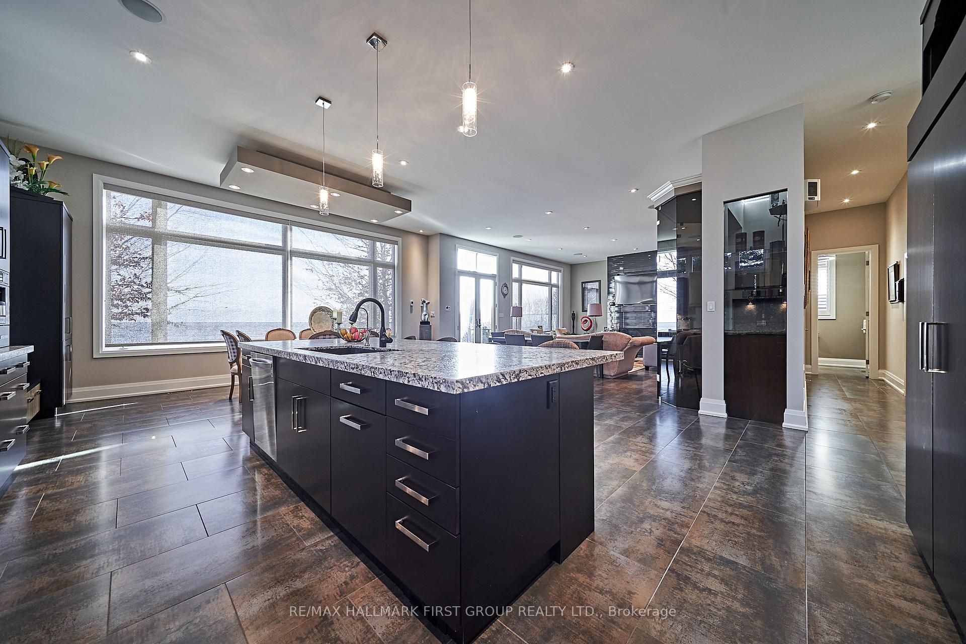 Photo 8 of 14 Ontoro Boulevard, Ajax, South East — HOMEH