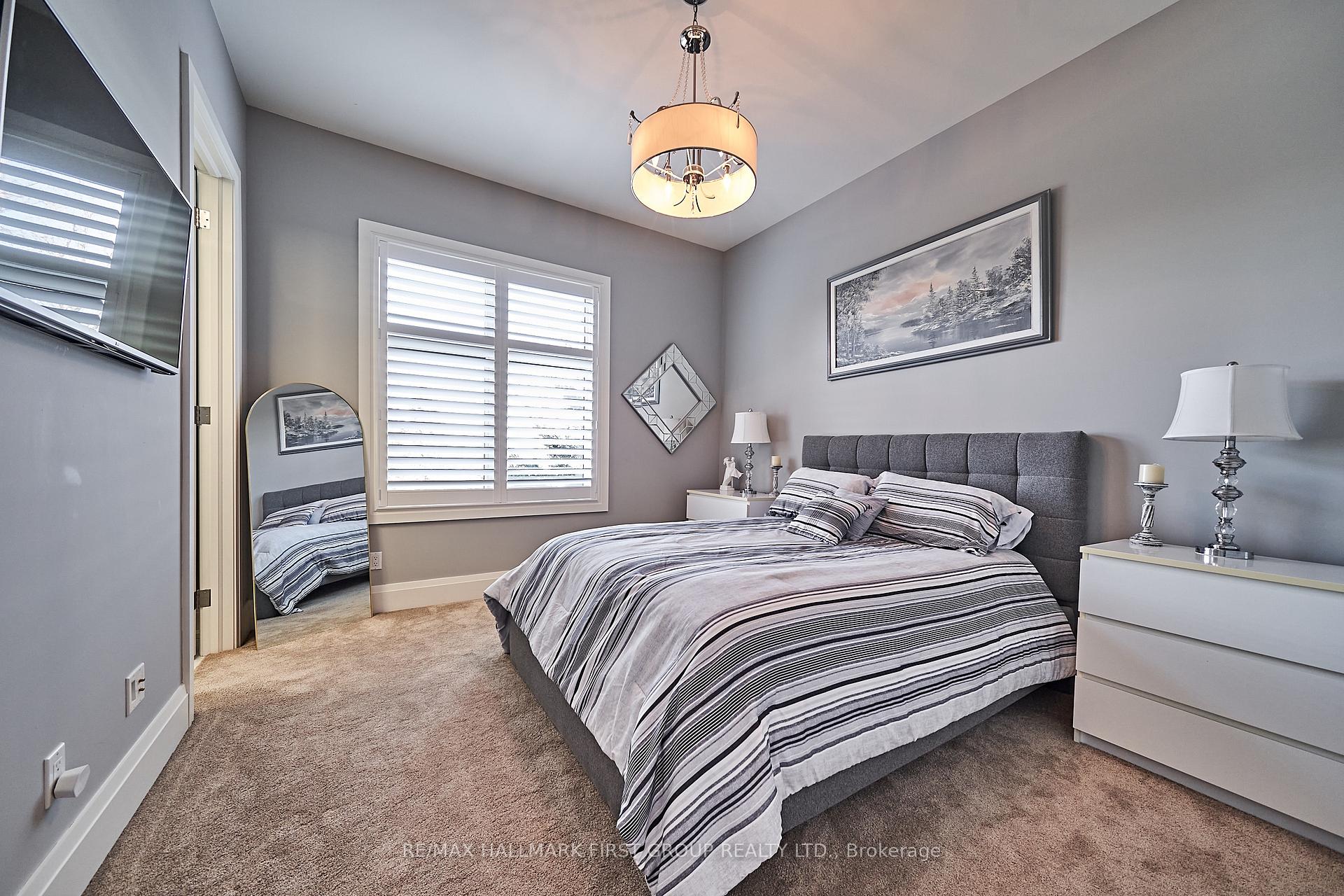 Photo 25 of 14 Ontoro Boulevard, Ajax, South East — HOMEH