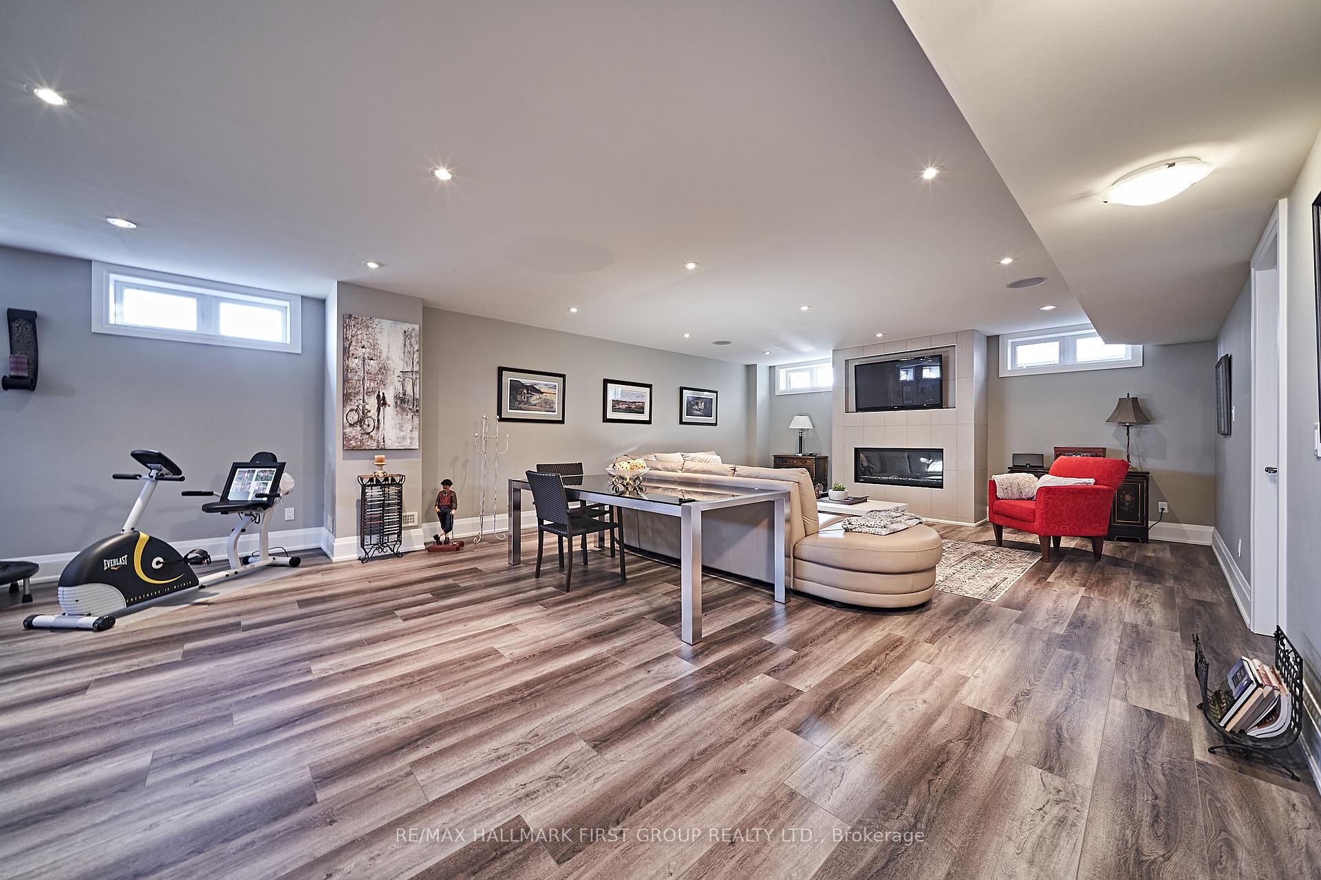 Photo 31 of 14 Ontoro Boulevard, Ajax, South East — HOMEH