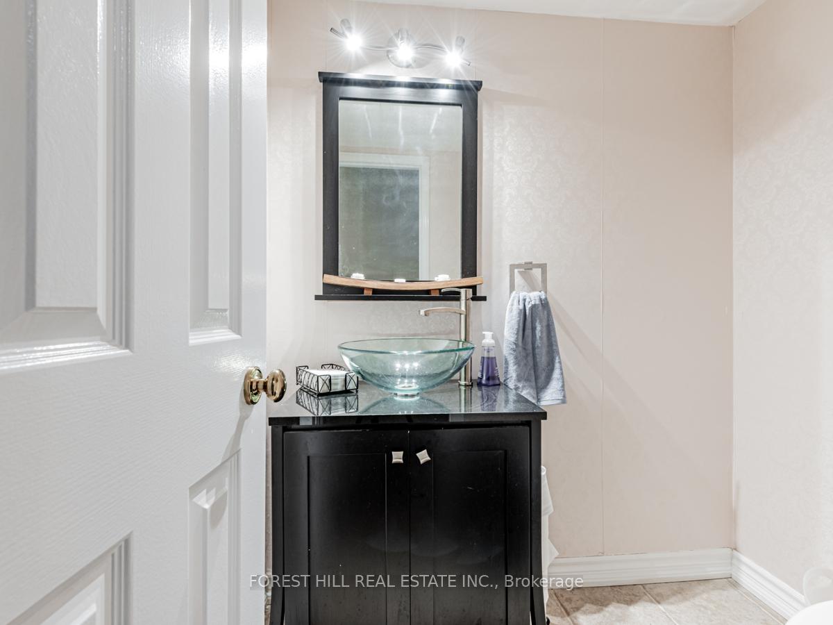 Photo 15 of 55 Stacey Crescent, Markham, Thornlea — HOMEH