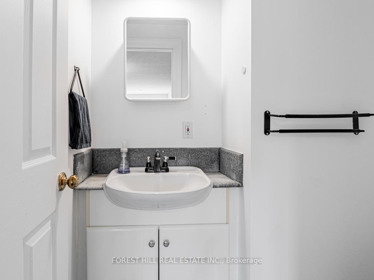 Photo 23 of 55 Stacey Crescent, Markham, Thornlea — HOMEH