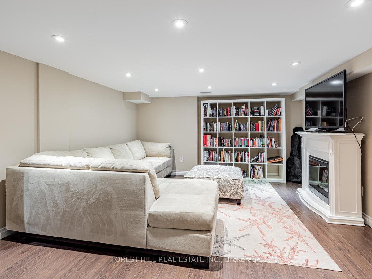 Photo 26 of 55 Stacey Crescent, Markham, Thornlea — HOMEH