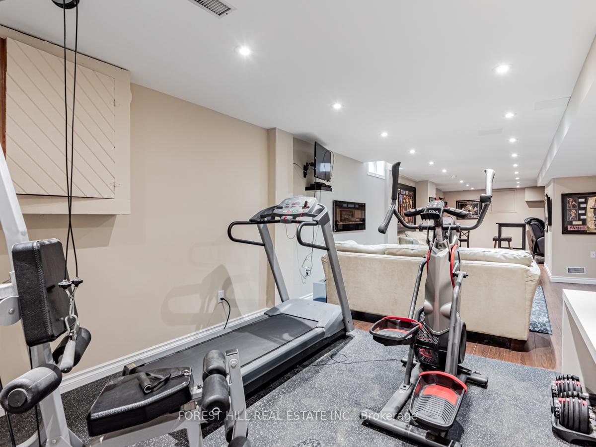 Photo 28 of 55 Stacey Crescent, Markham, Thornlea — HOMEH