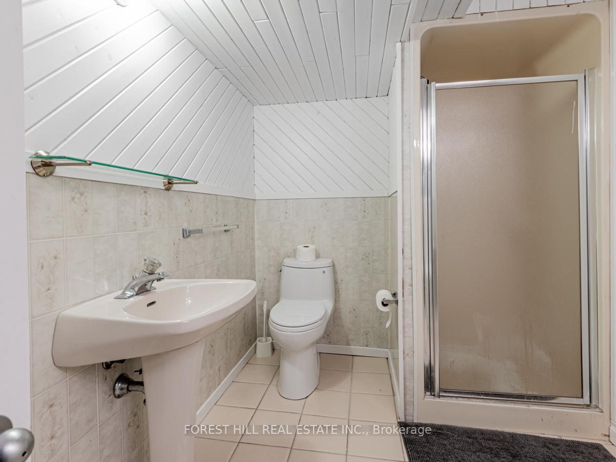 Photo 30 of 55 Stacey Crescent, Markham, Thornlea — HOMEH