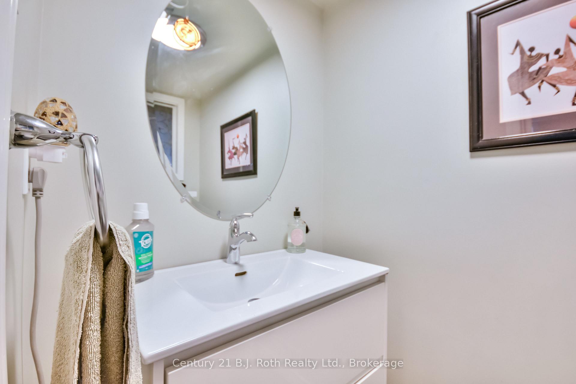 Photo 24 of 745 Algonquin Drive, Midland — HOMEH