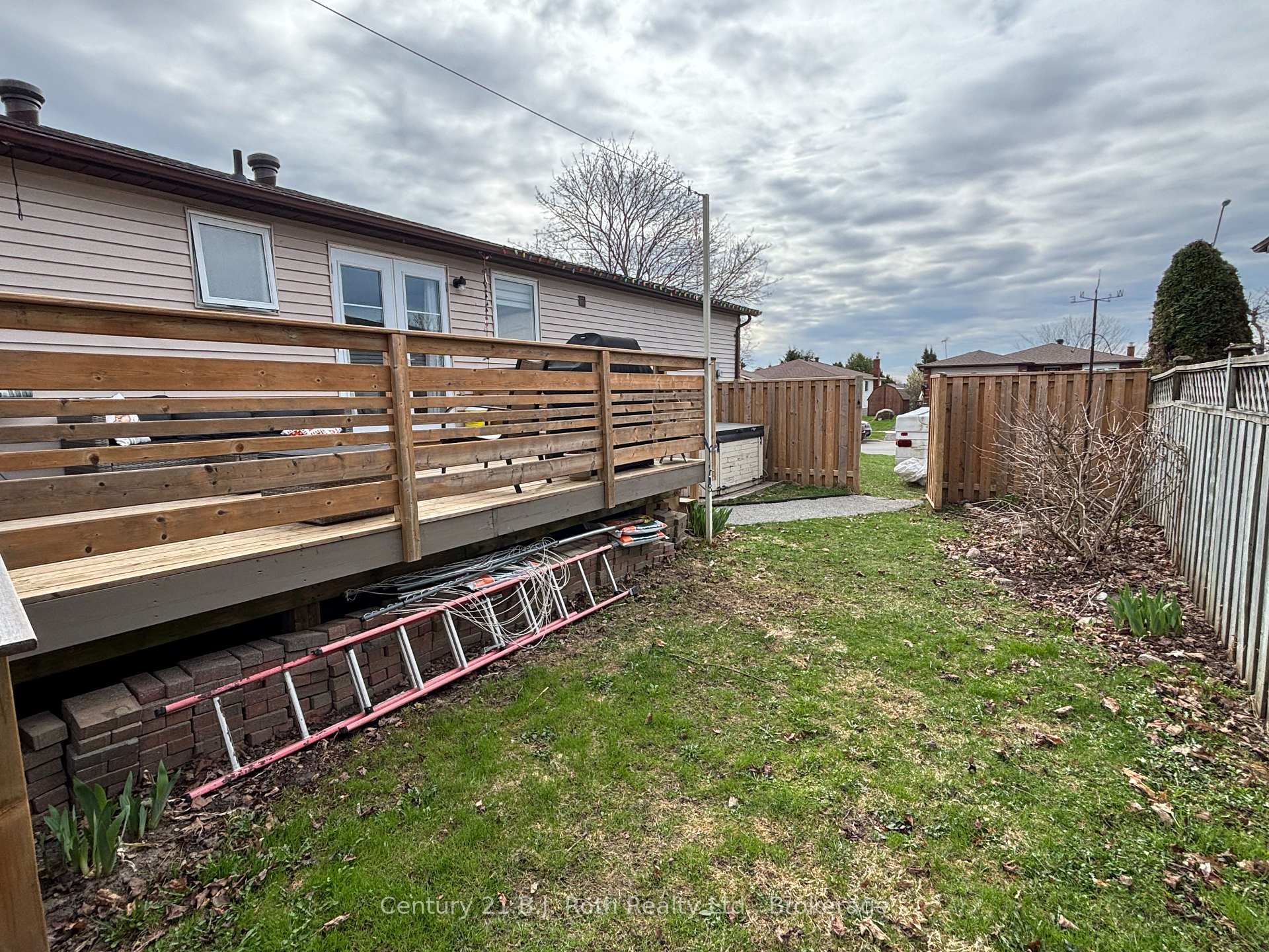 Photo 29 of 745 Algonquin Drive, Midland — HOMEH