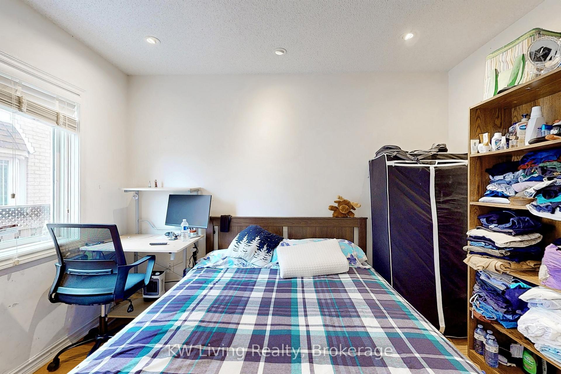 Photo 16 of 299 Highglen Avenue, Markham, Middlefield — HOMEH