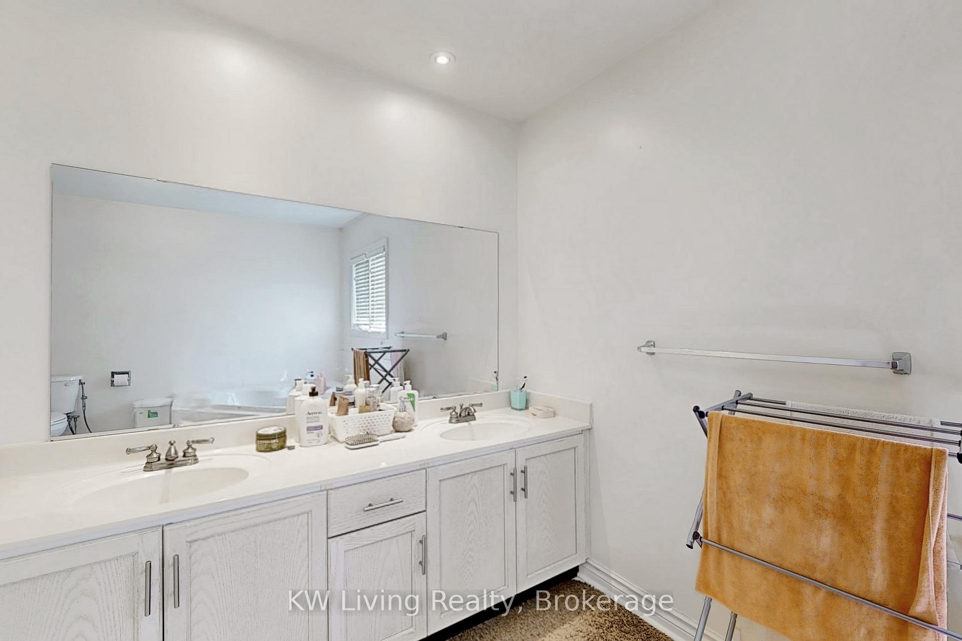 Photo 27 of 299 Highglen Avenue, Markham, Middlefield — HOMEH