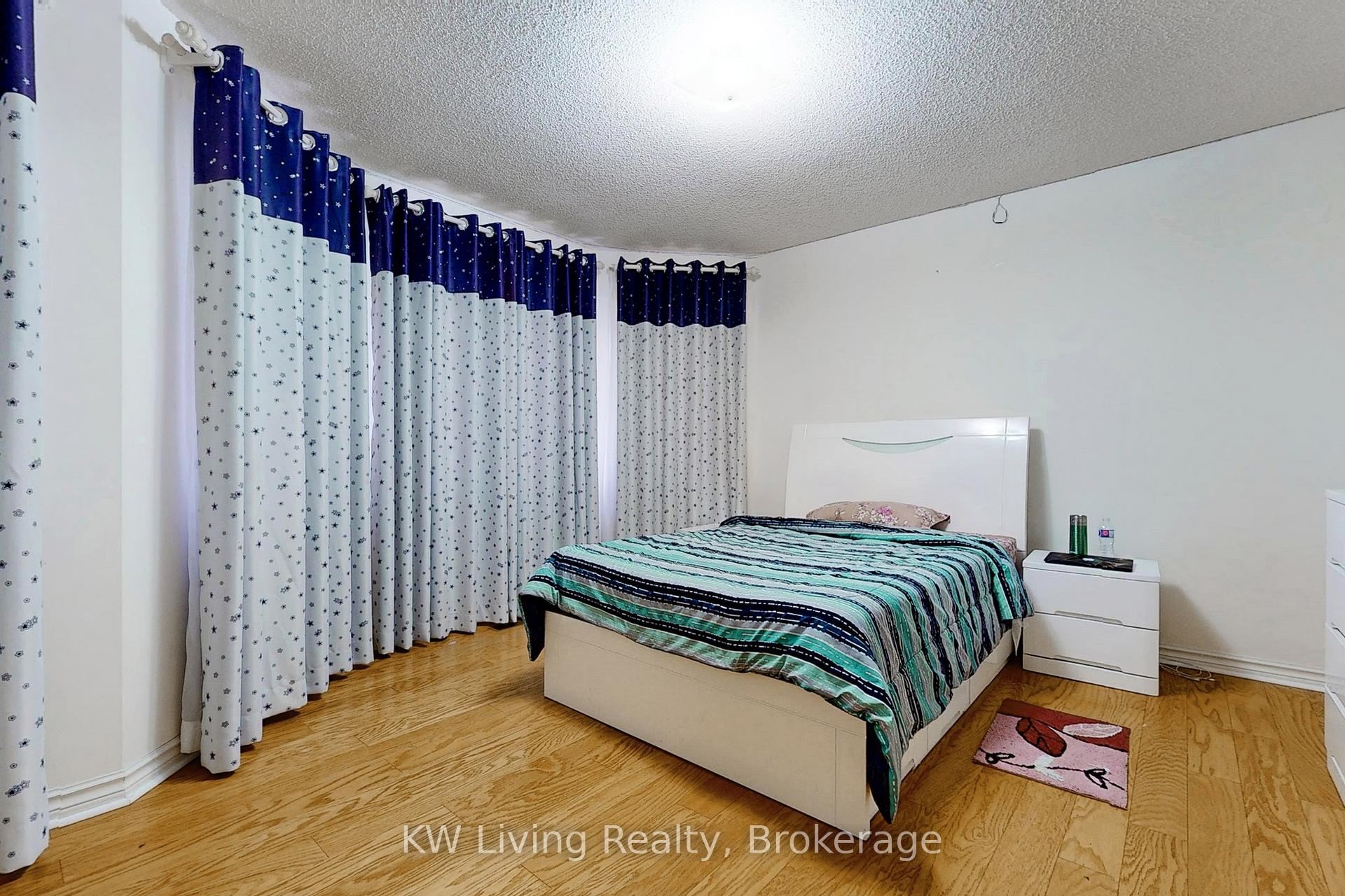 Photo 32 of 299 Highglen Avenue, Markham, Middlefield — HOMEH