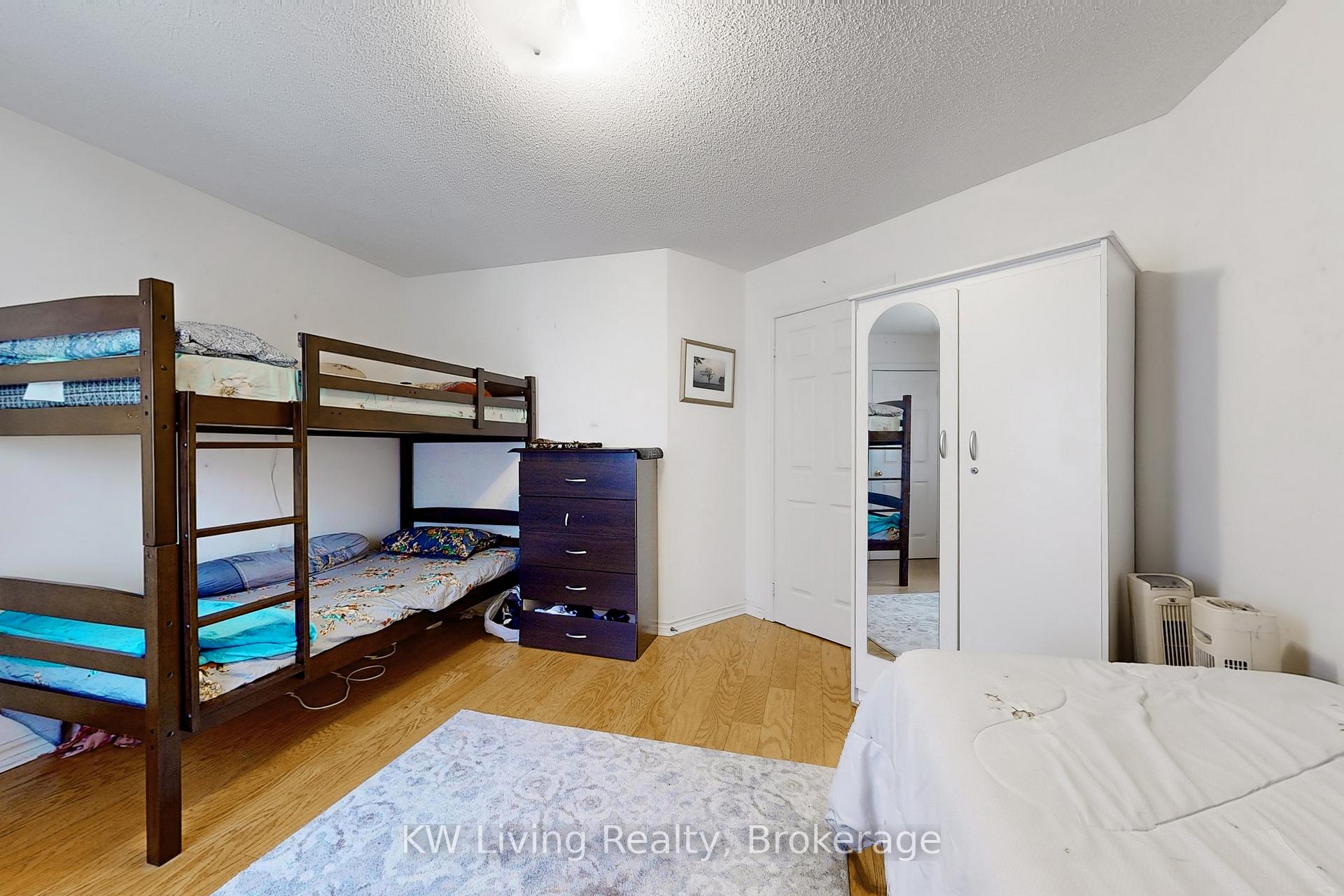 Photo 35 of 299 Highglen Avenue, Markham, Middlefield — HOMEH