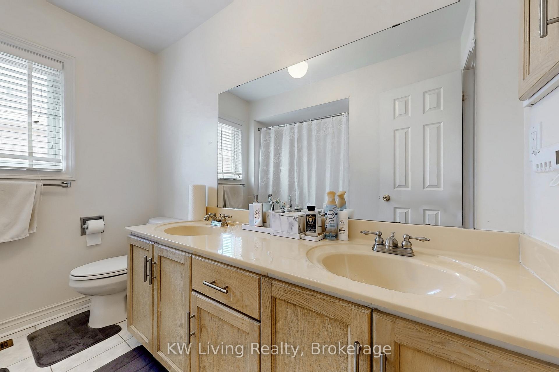 Photo 36 of 299 Highglen Avenue, Markham, Middlefield — HOMEH